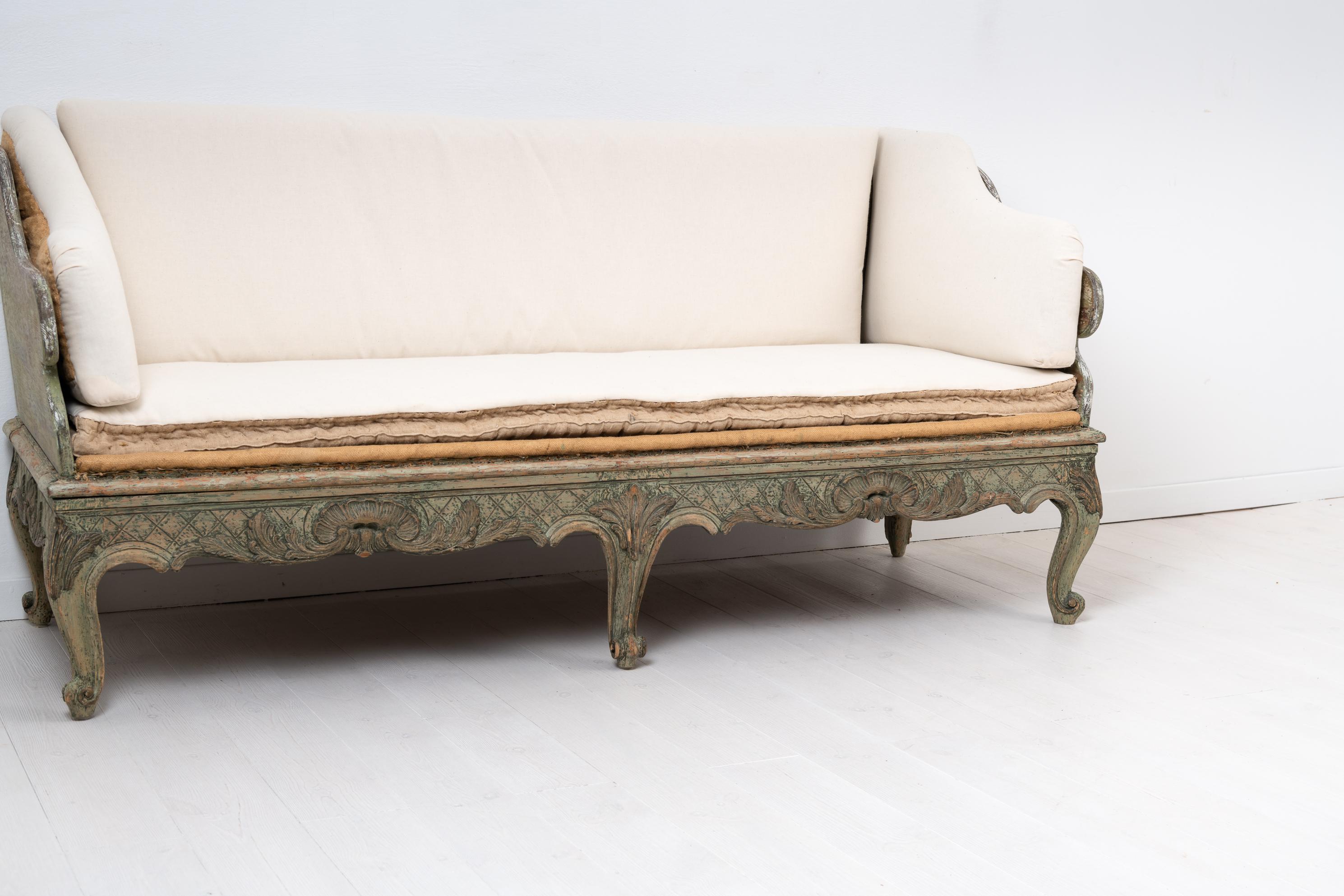 18th Century Swedish Green and White Rococo Sofa 3