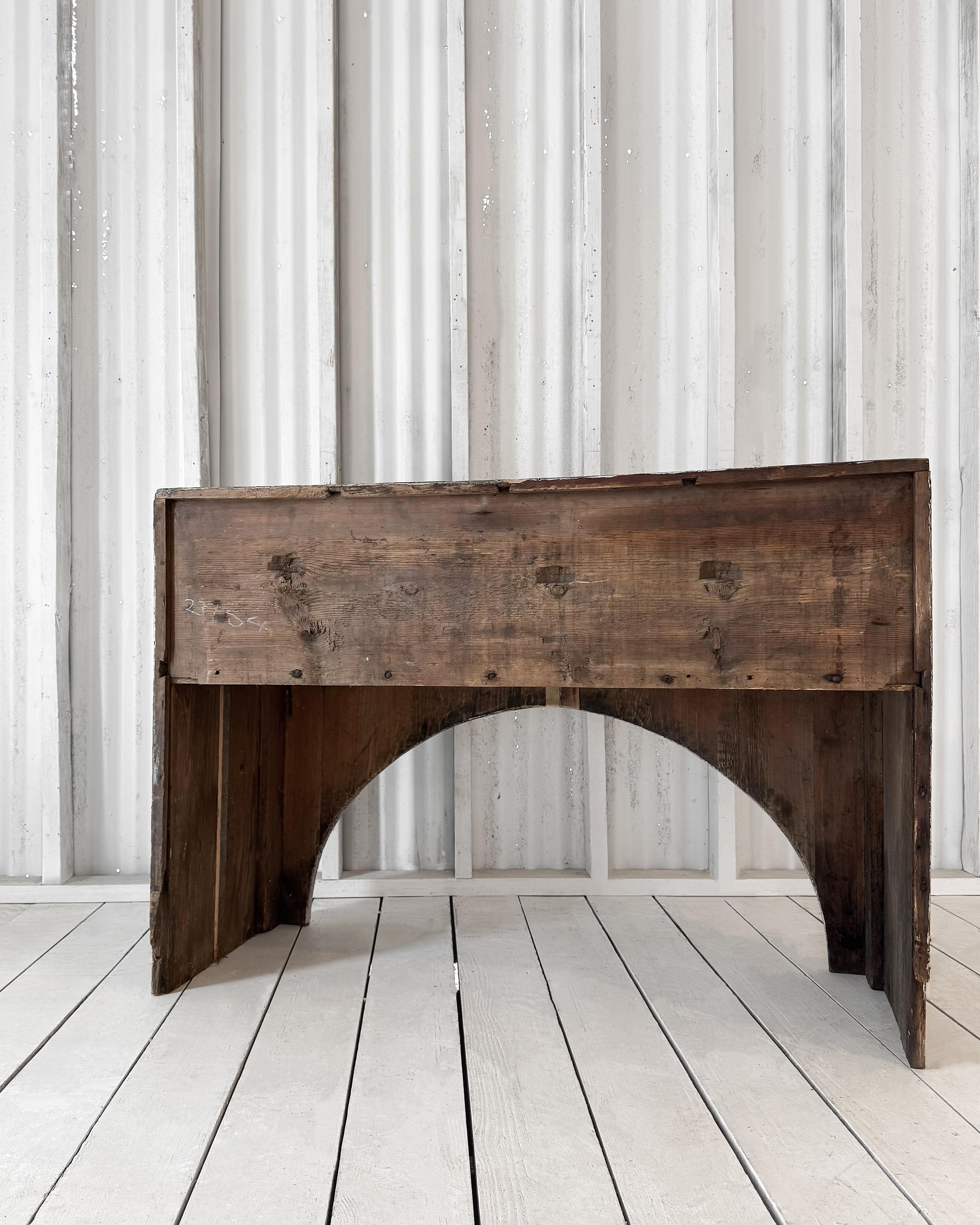 18th Century Swedish Gustavian Arched Console Table For Sale 16