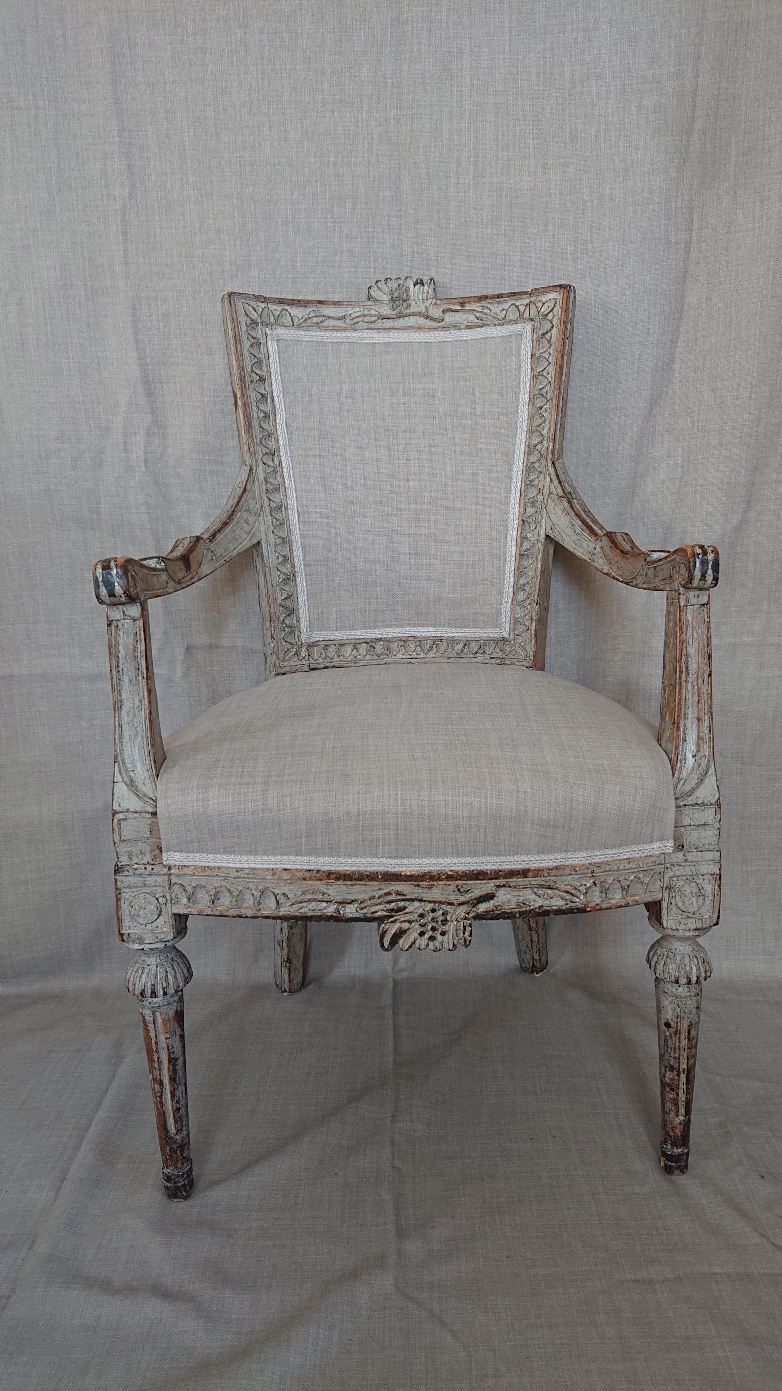 18th Century Swedish Gustavian Armchair with Originalpaint For Sale 13