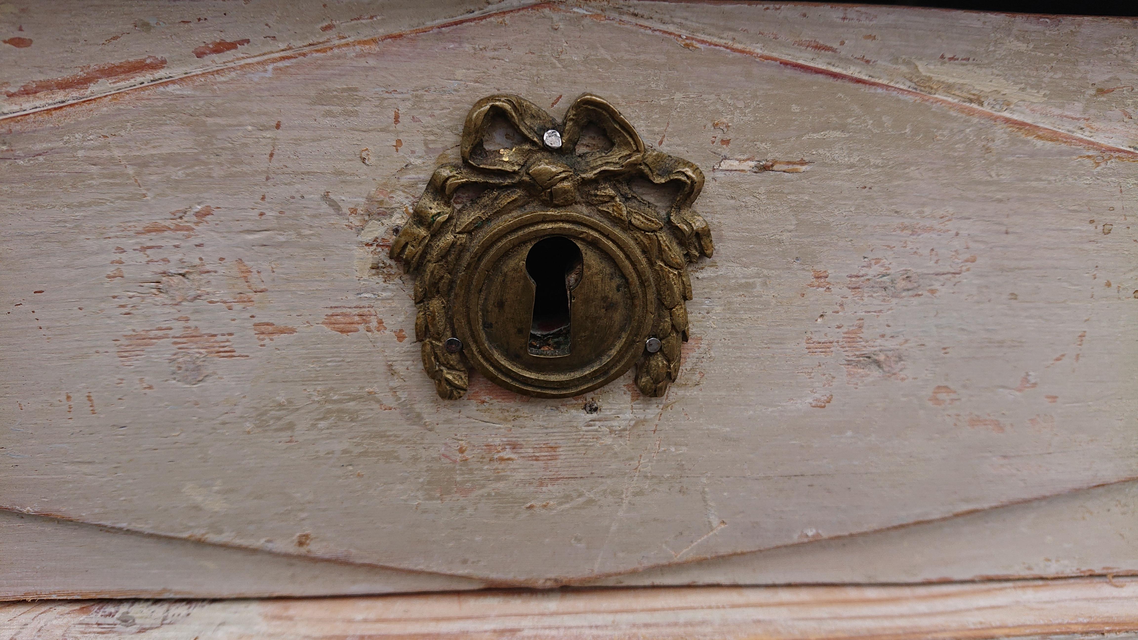 Pine 18th Century Swedish Gustavian Buffet with Original Paint