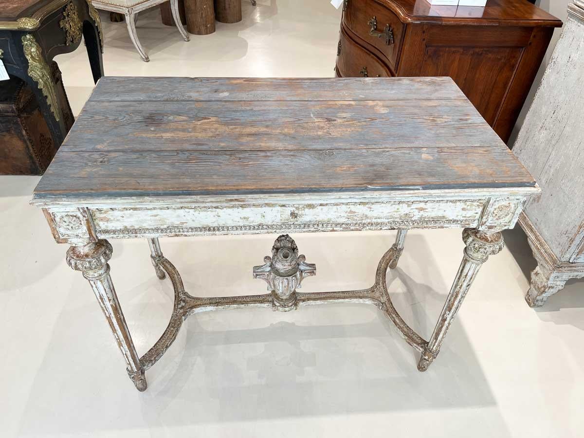 18th Century Swedish Gustavian Console with Carving on Stretcher 5