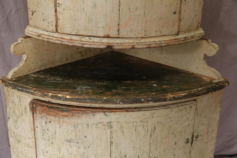 18th Century Swedish Gustavian Corner Piece at 1stDibs