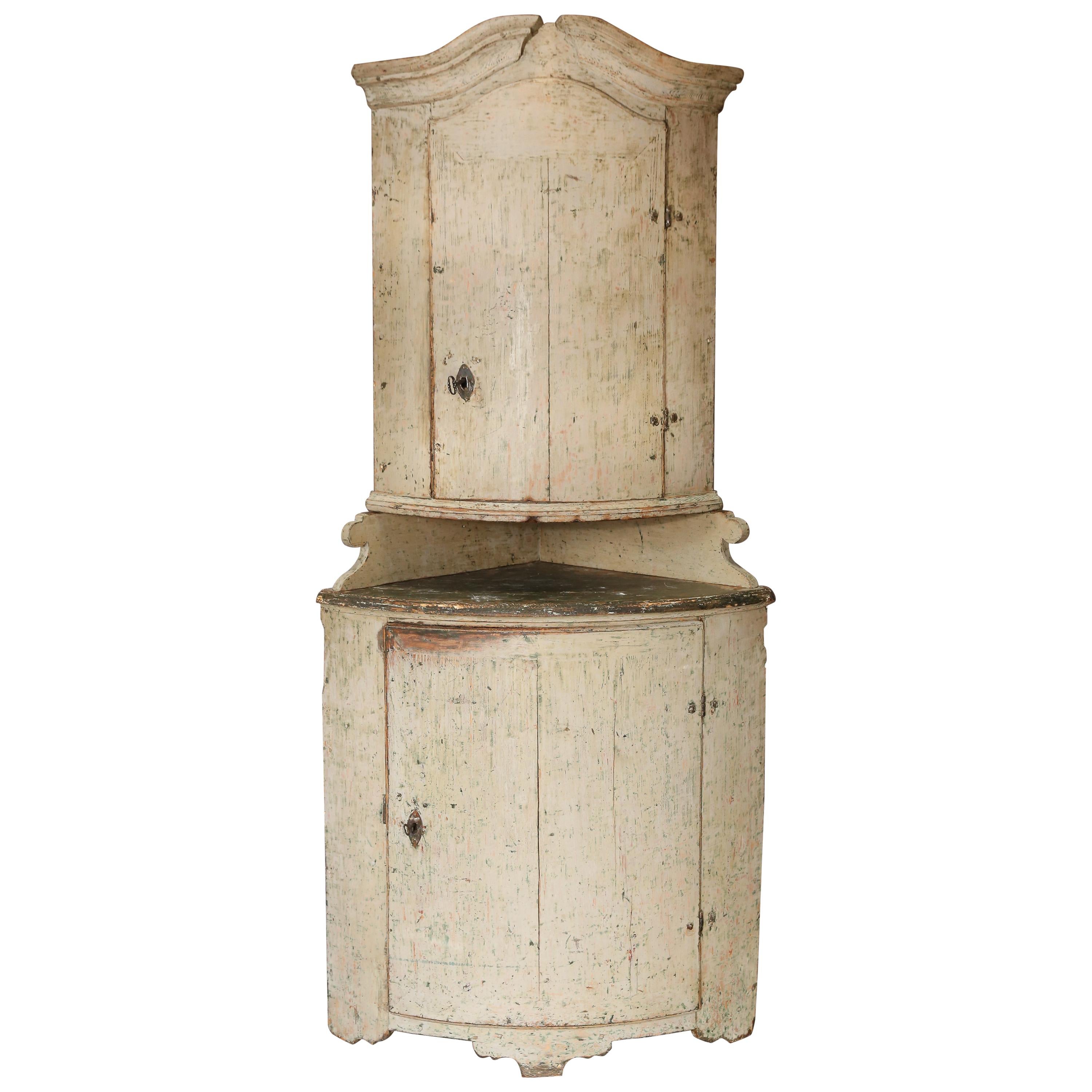 18th Century Swedish Gustavian Corner Piece