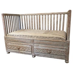 Antique 18th Century Swedish Gustavian Daybed with Drawers and Belgian Linen