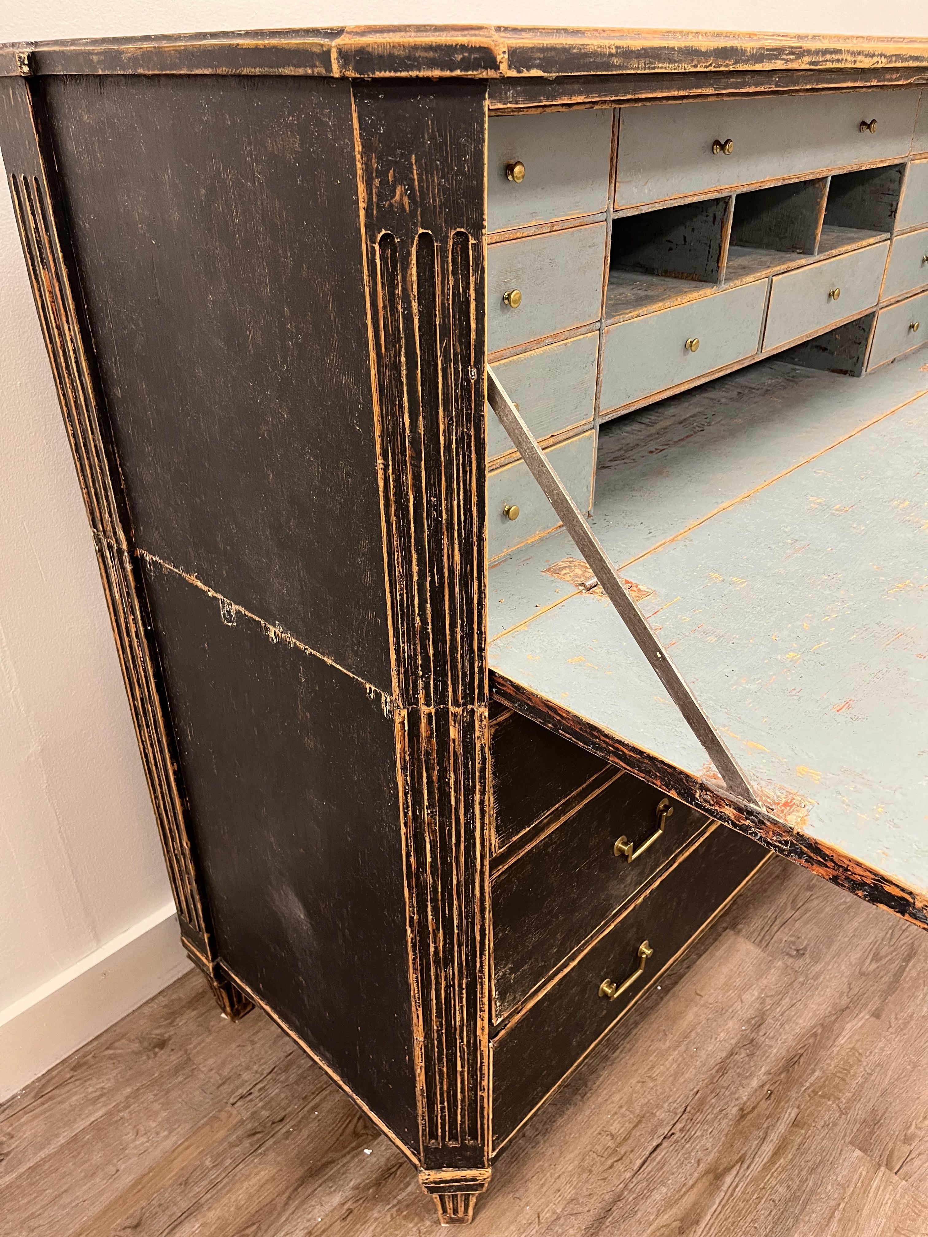 Hand-Carved 18th Century Swedish Gustavian Fall Front Desk For Sale