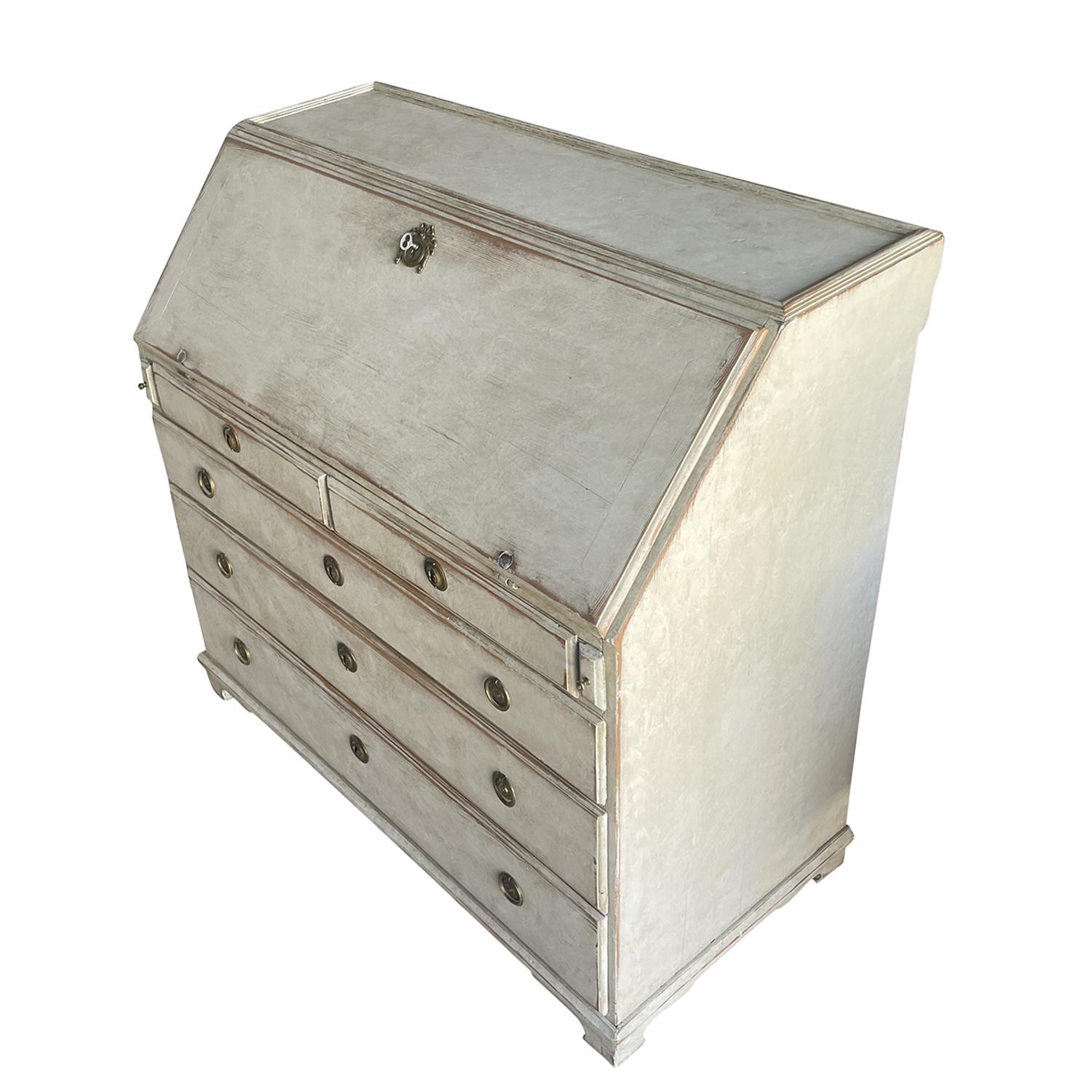 Siglo XVIII Mesa Gustaviana Sueca de Madera de Pino - Secretaire Antiguo en Bueno estado para la venta en West Palm Beach, FL