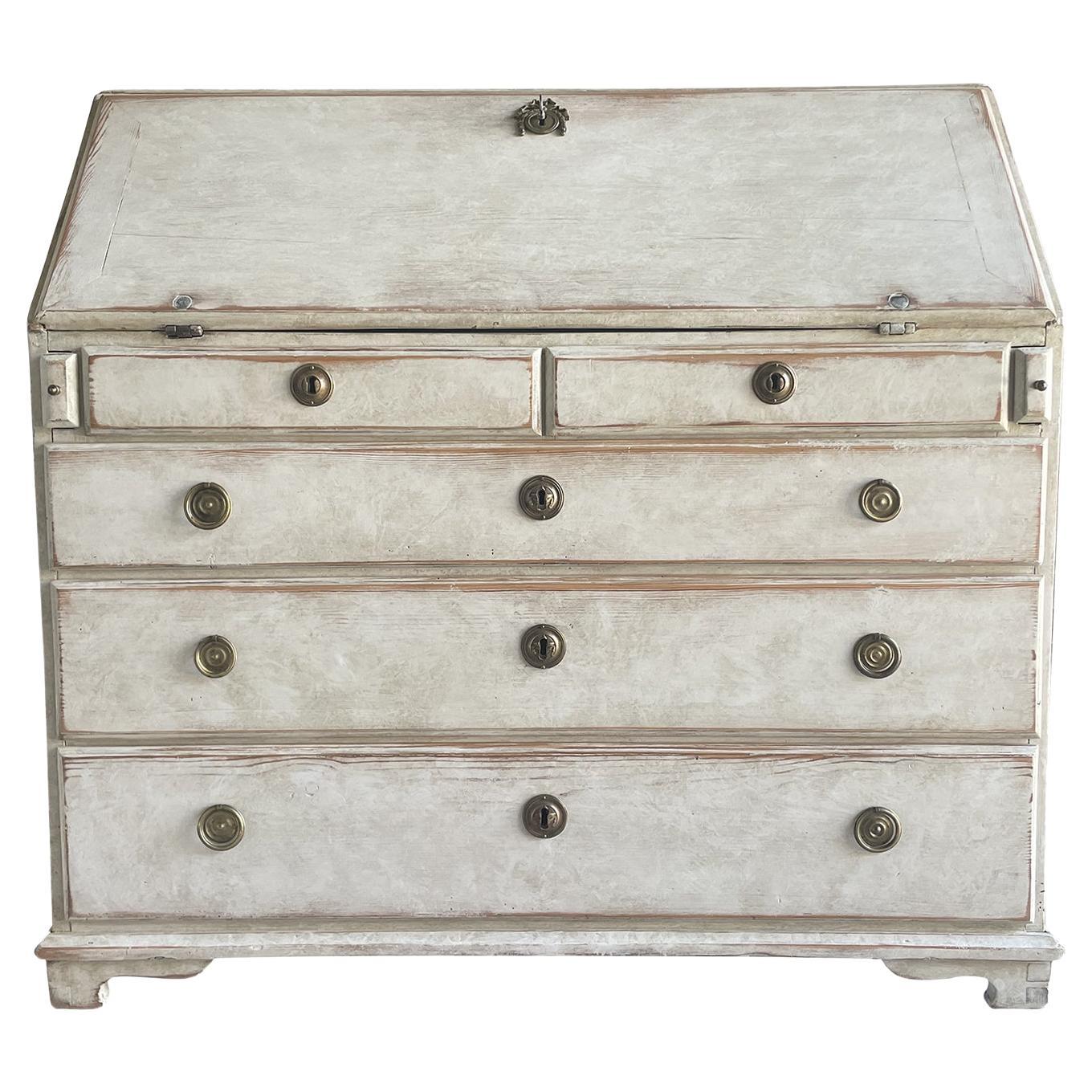 Siglo XVIII Mesa Gustaviana Sueca de Madera de Pino - Secretaire Antiguo en venta