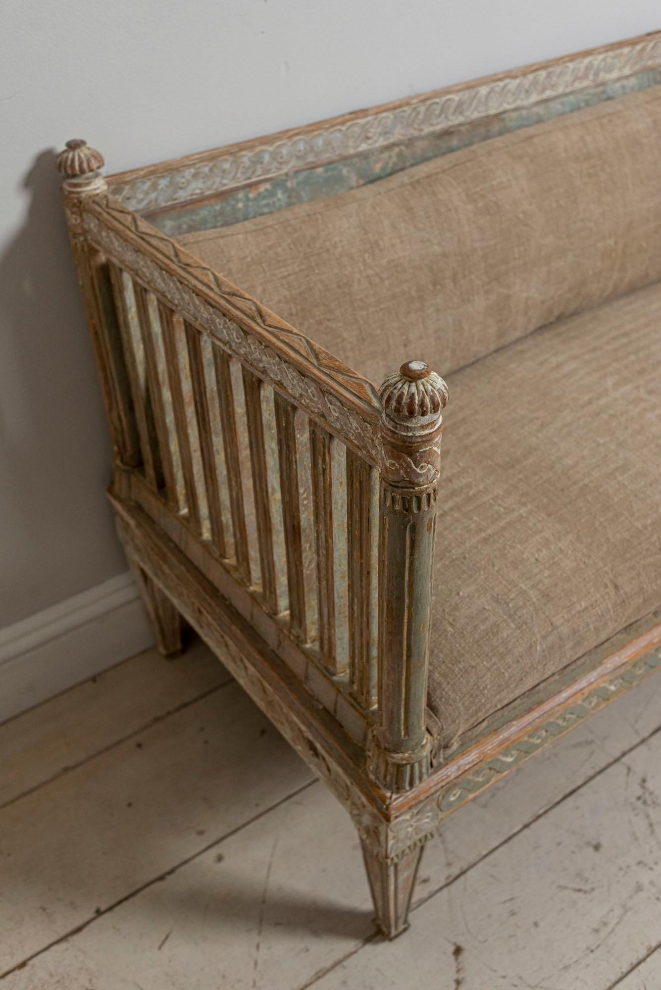 18th Century Swedish Gustavian Painted Carved Detail Slatted Sofa 1