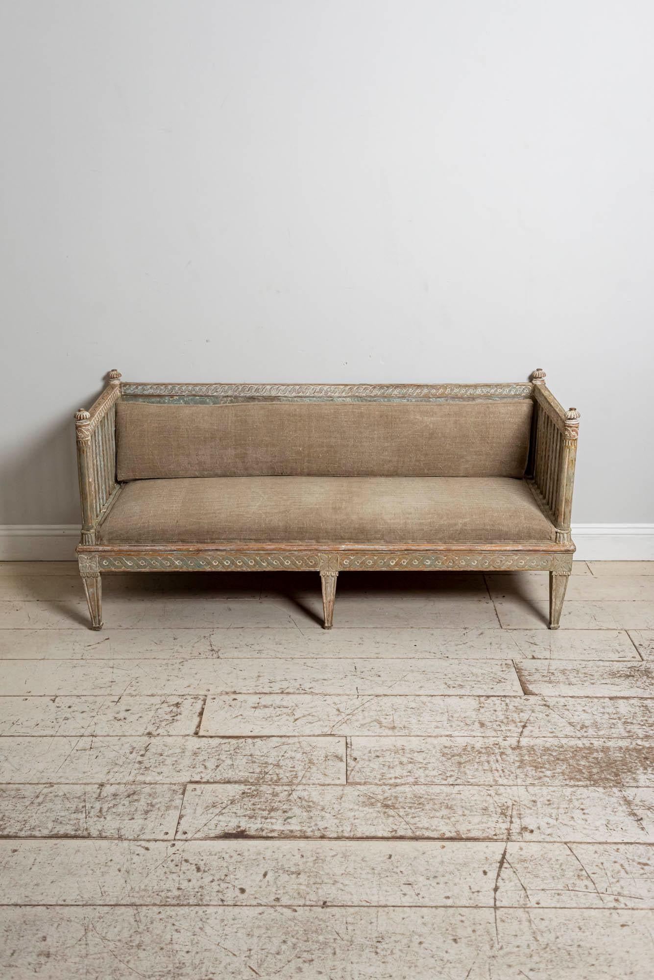 18th Century Swedish Gustavian Painted Carved Detail Slatted Sofa 2