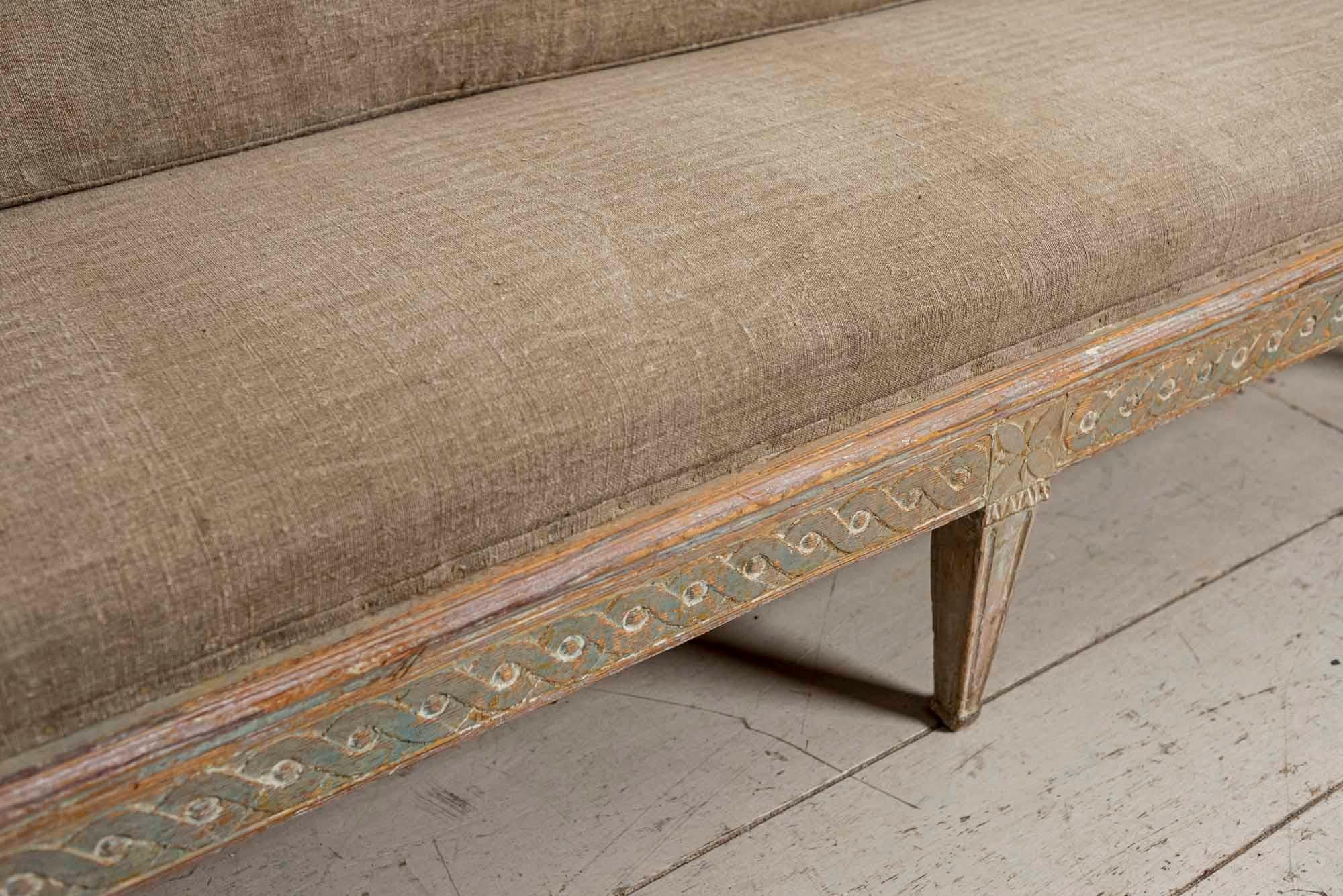 18th Century Swedish Gustavian Painted Carved Detail Slatted Sofa 3
