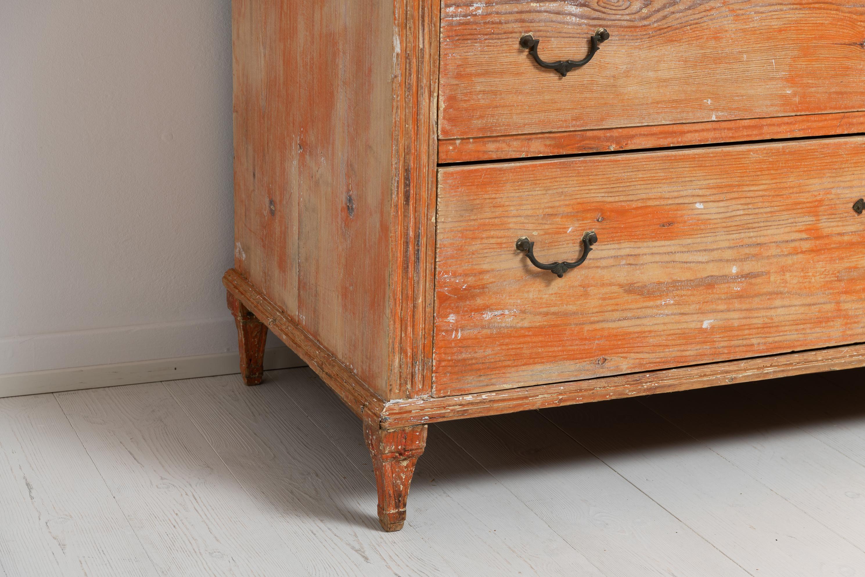 18th Century Swedish Gustavian Painted Chest of Drawers For Sale 6