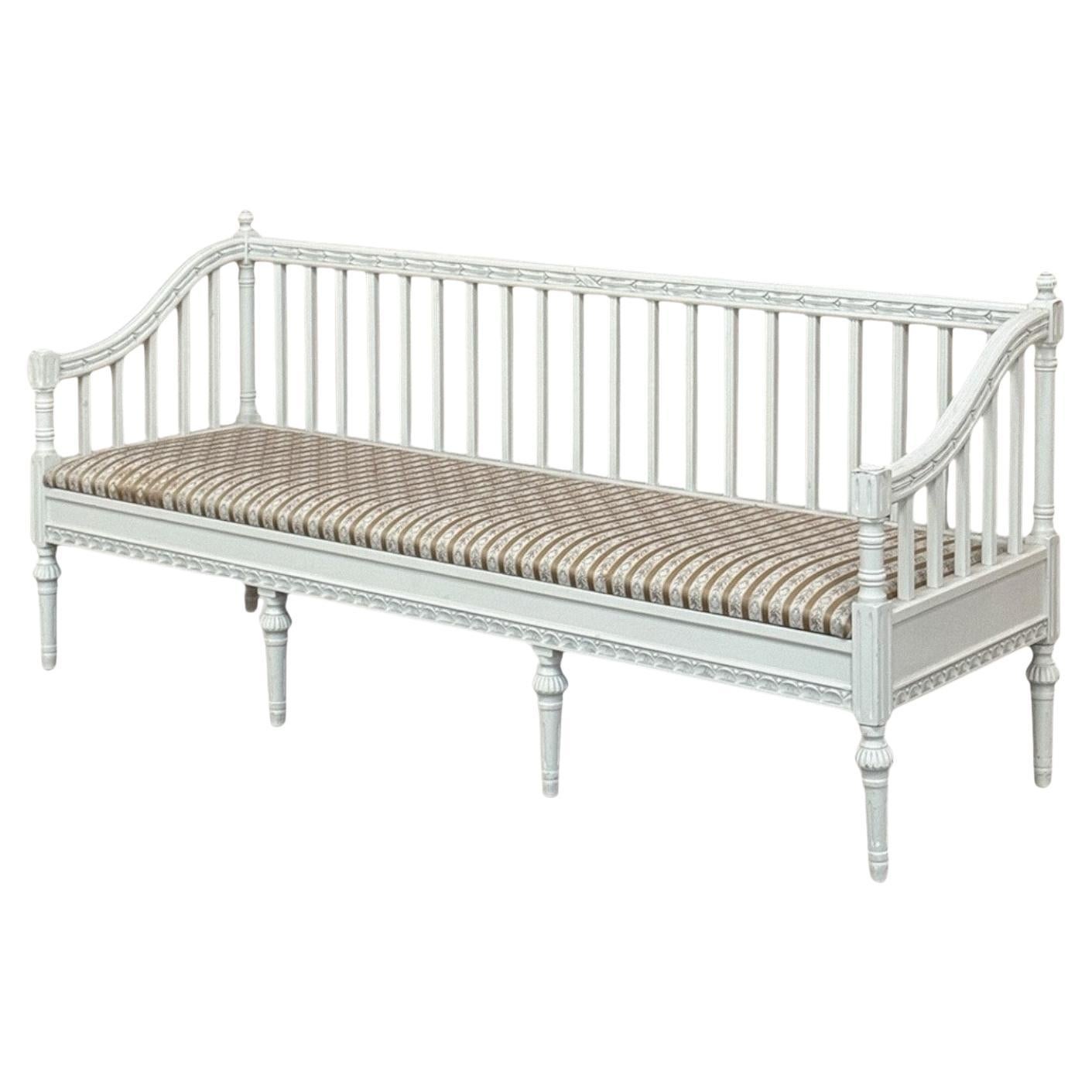 18. Jahrhundert Schwedisch Gustavianisch Gemaltes Sofa ~ Neoklassisches Design/One