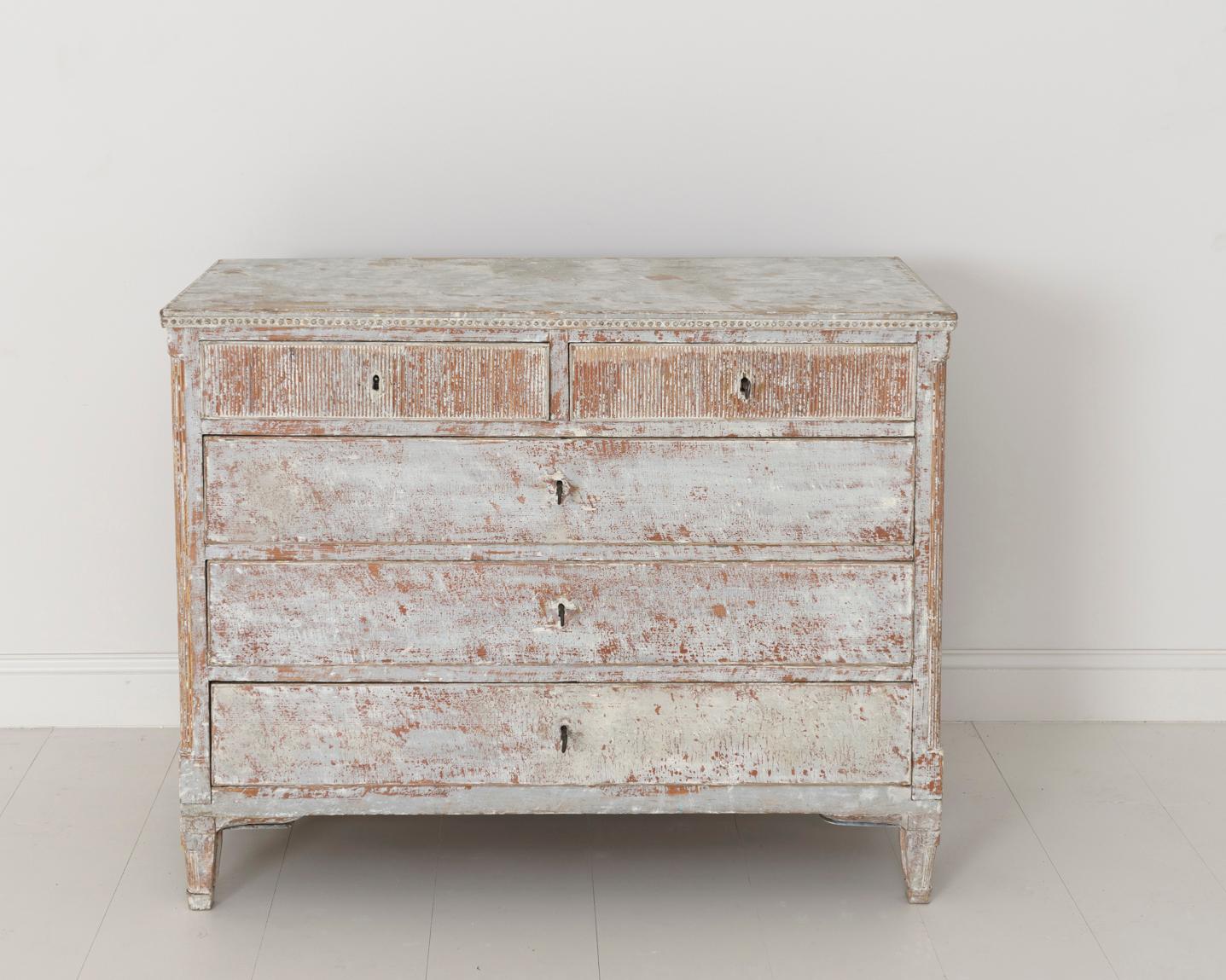 18th Century Swedish Gustavian Period Commode in Original Paint 6