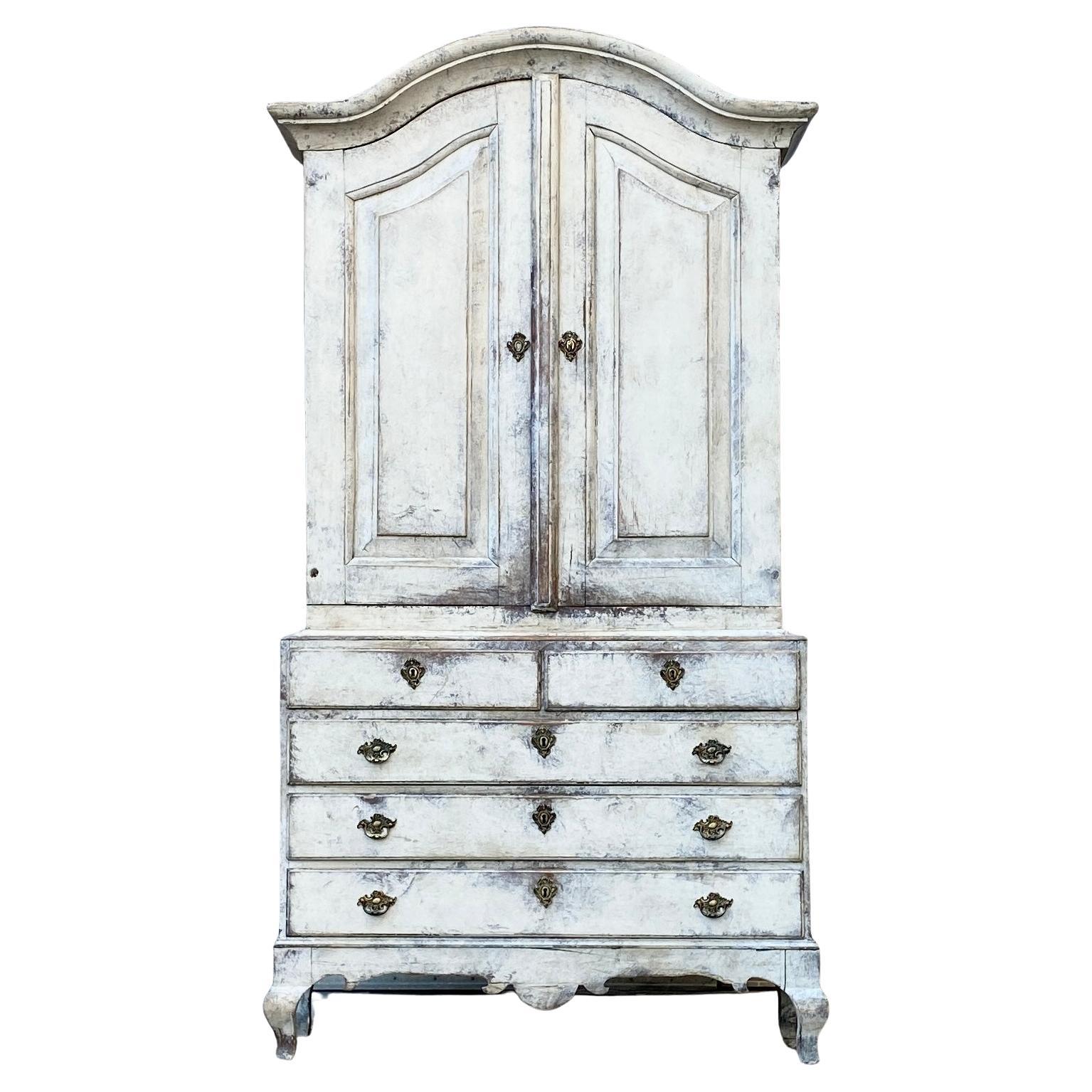 18th Century Swedish Gustavian Period Gray Painted Cabinet For Sale
