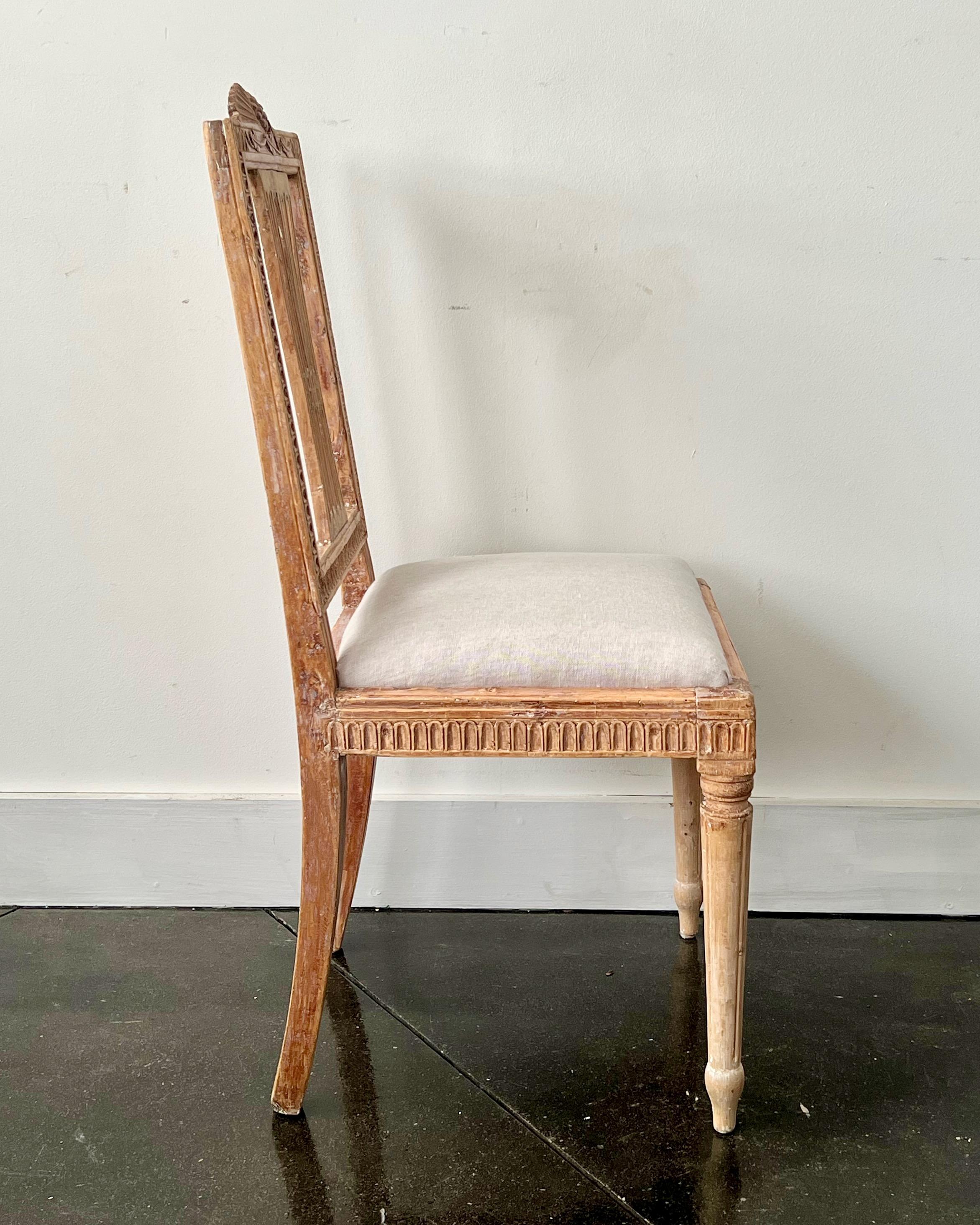 Hand-Carved 18th century Swedish Gustavian Period Lindome Side Chair For Sale