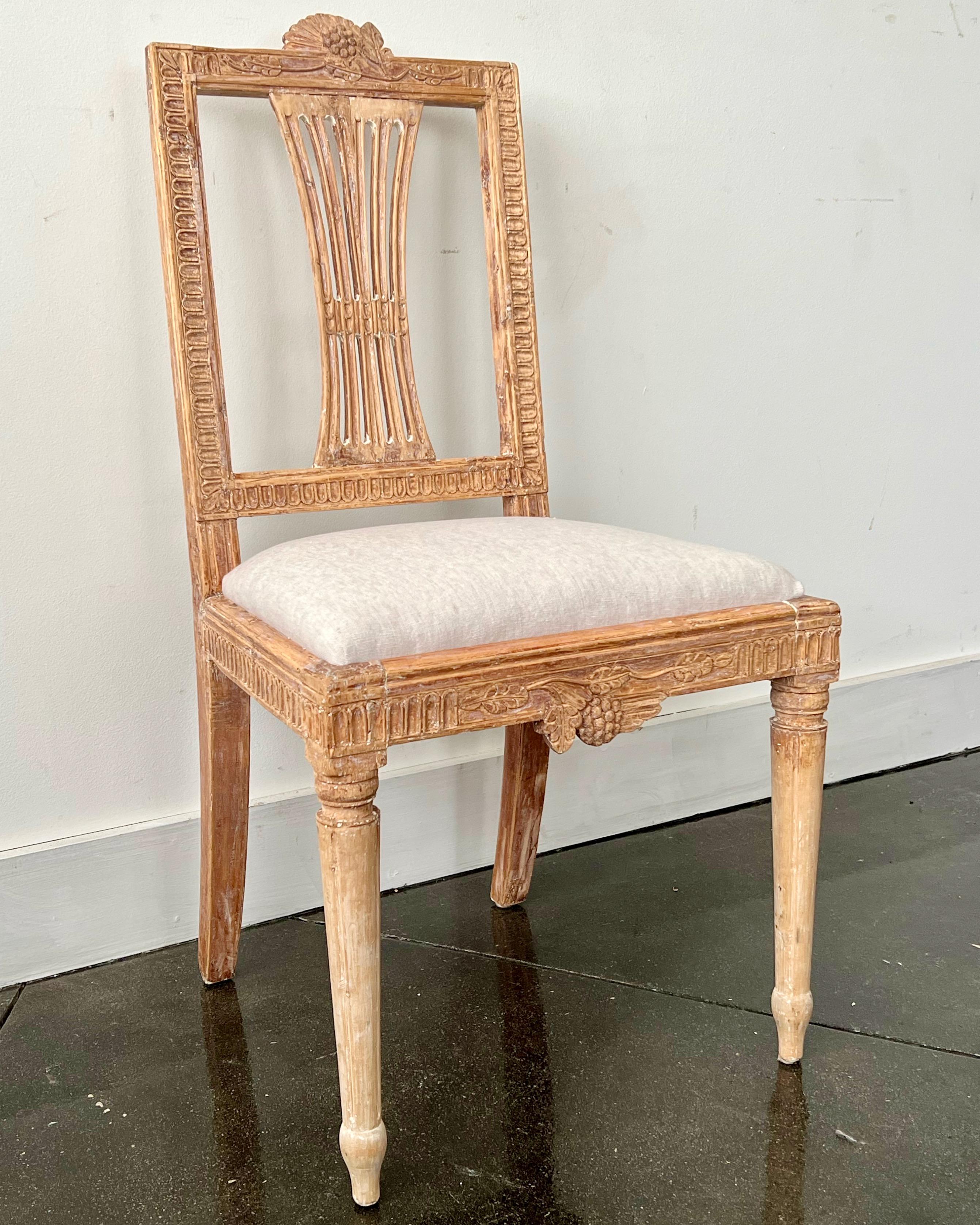 18th century Swedish Gustavian Period Lindome Side Chair In Good Condition For Sale In Charleston, SC