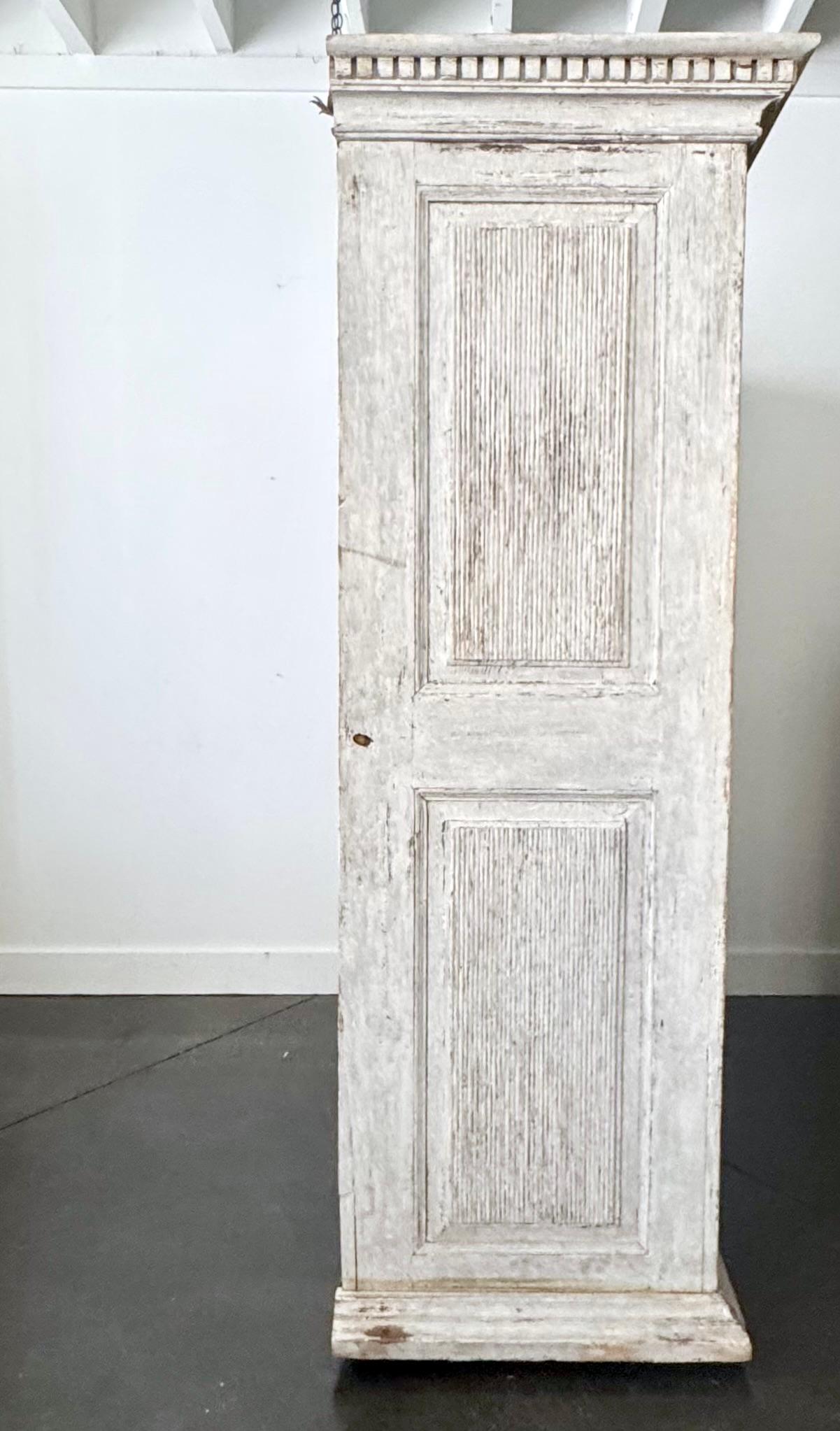 18th Century Swedish Gustavian Period Wardrobe/Armoire 2
