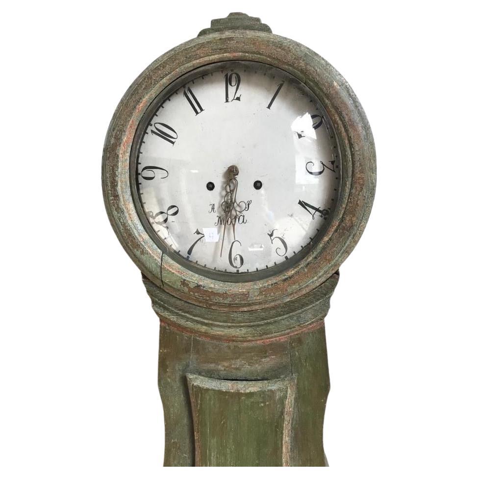 Hand-Carved 18th Century Swedish Gustavian Rococo Mora Clock in Original Green Paint For Sale