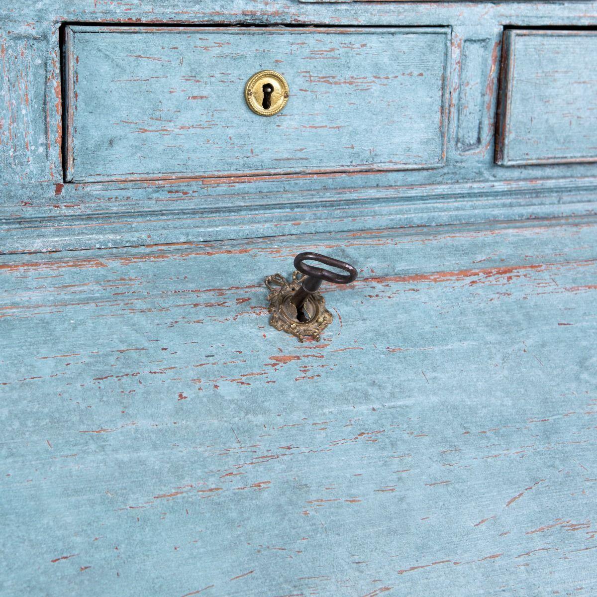 18th Century Swedish Gustavian Secretary in Blue Painted Pine For Sale 5