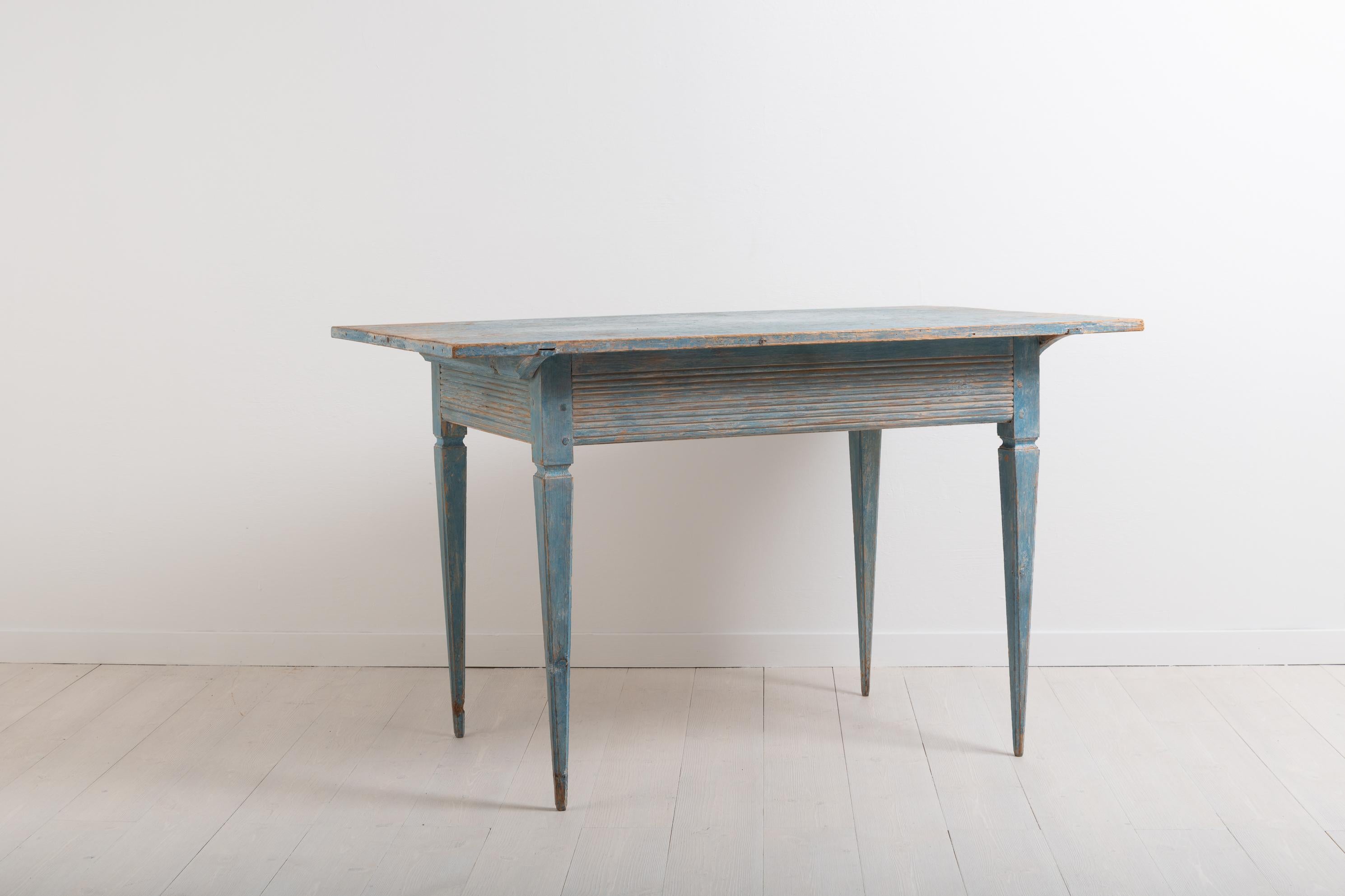 18th Century Swedish Gustavian Side Table 1