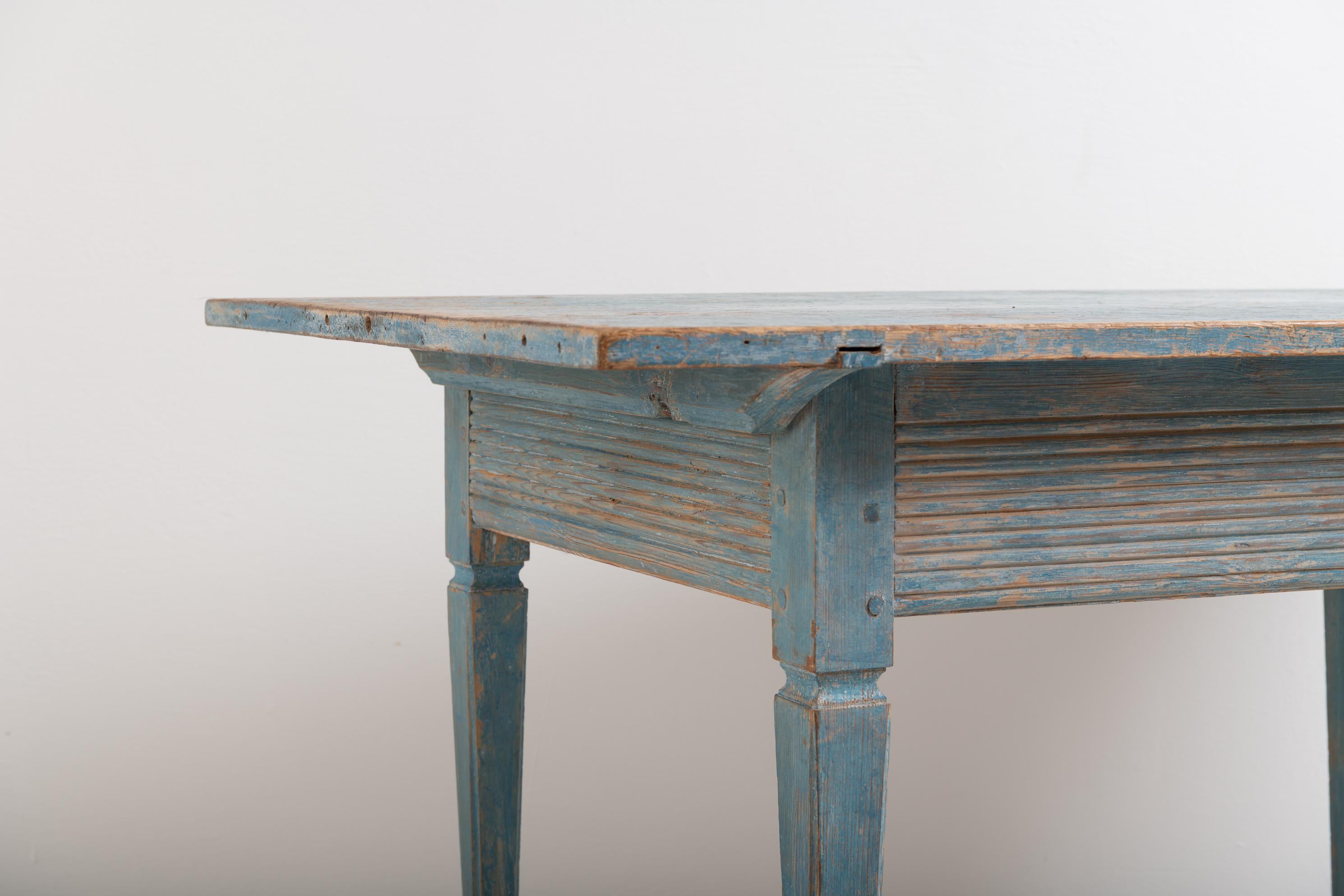 18th Century Swedish Gustavian Side Table 3