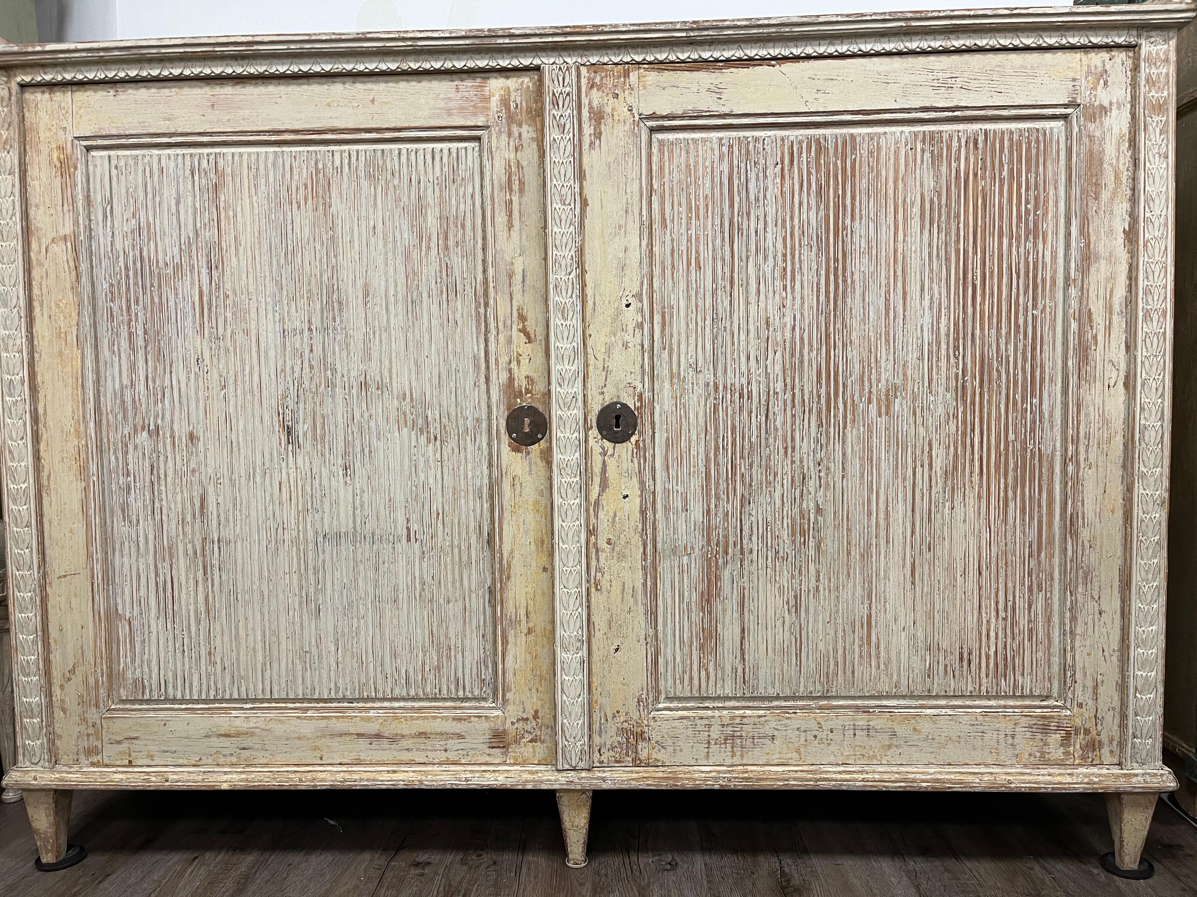 Hand-Carved 18th Century Swedish Gustavian Sideboard For Sale