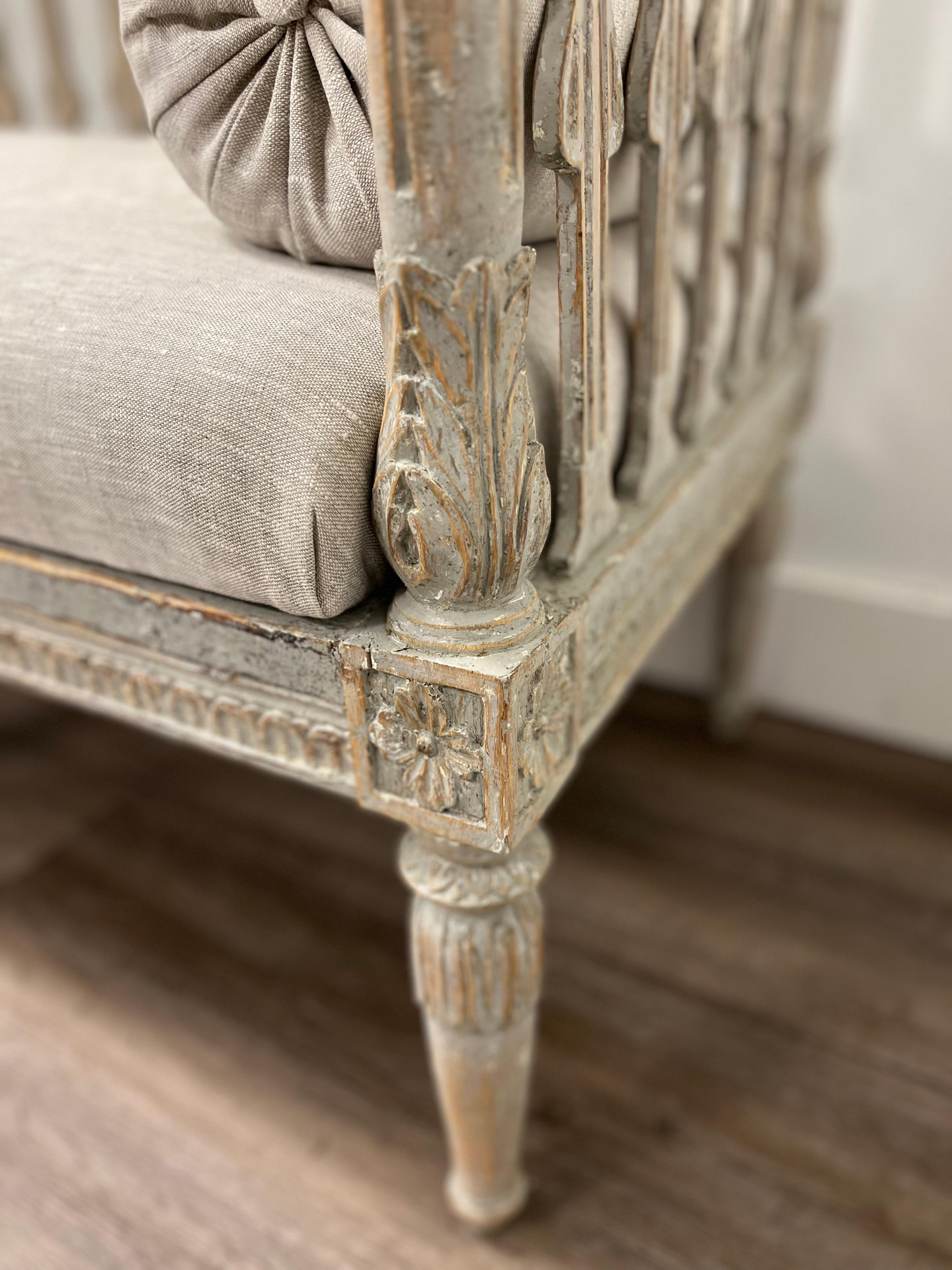 Settee gustavienne suédoise du 18ème siècle en vente 3