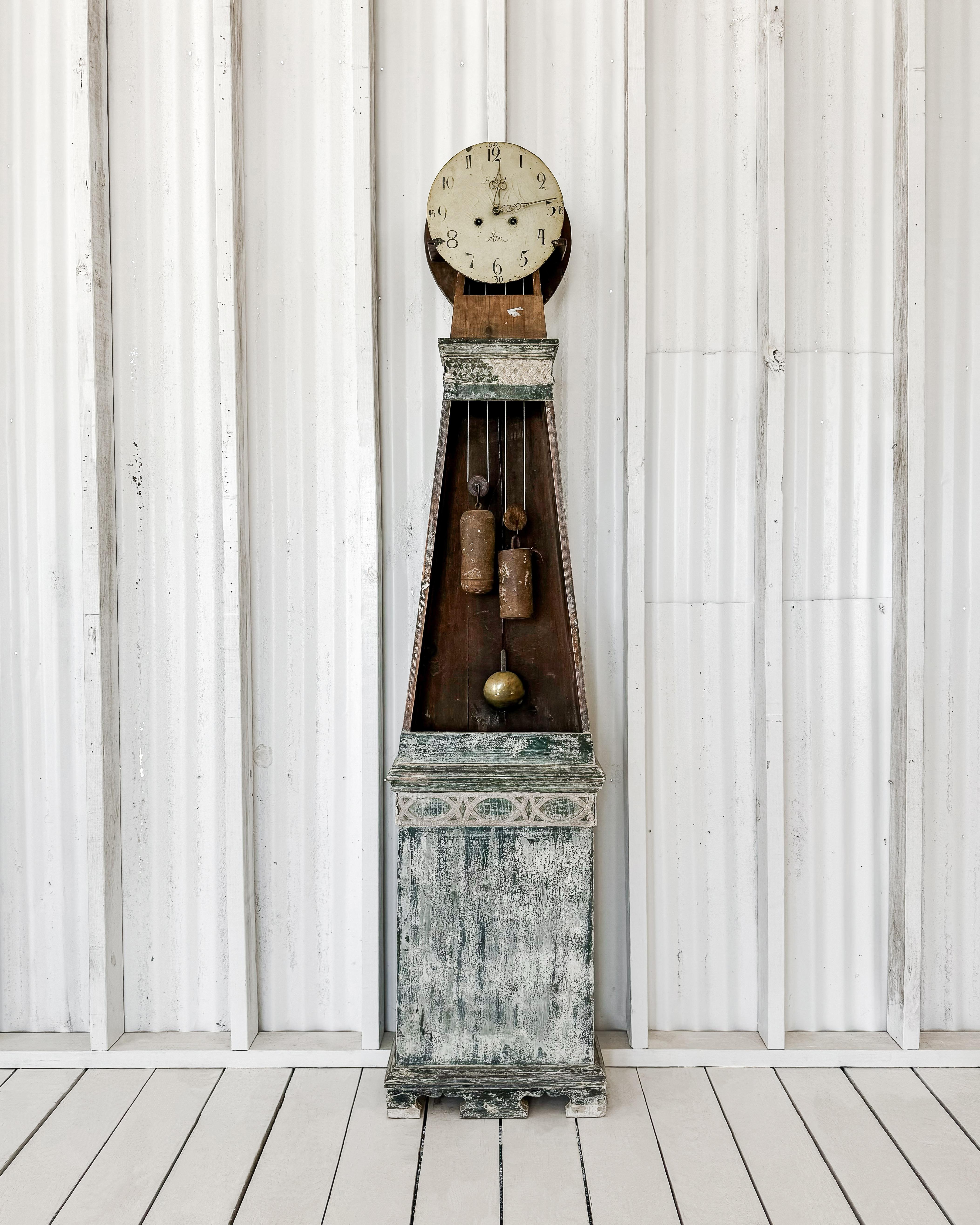 18th Century Swedish Gustavian Tall Case Closk For Sale 13