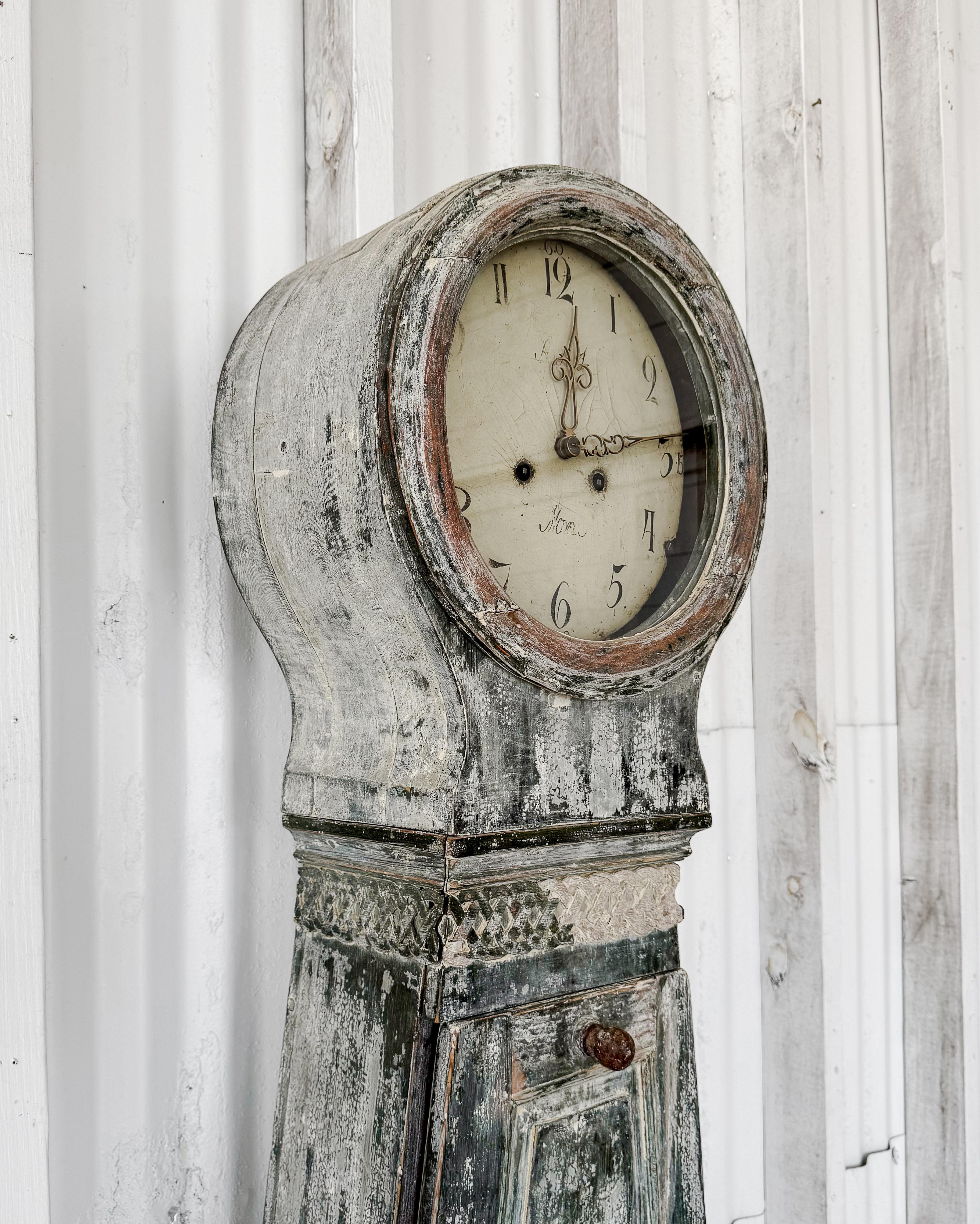 18th Century Swedish Gustavian Tall Case Closk For Sale 2