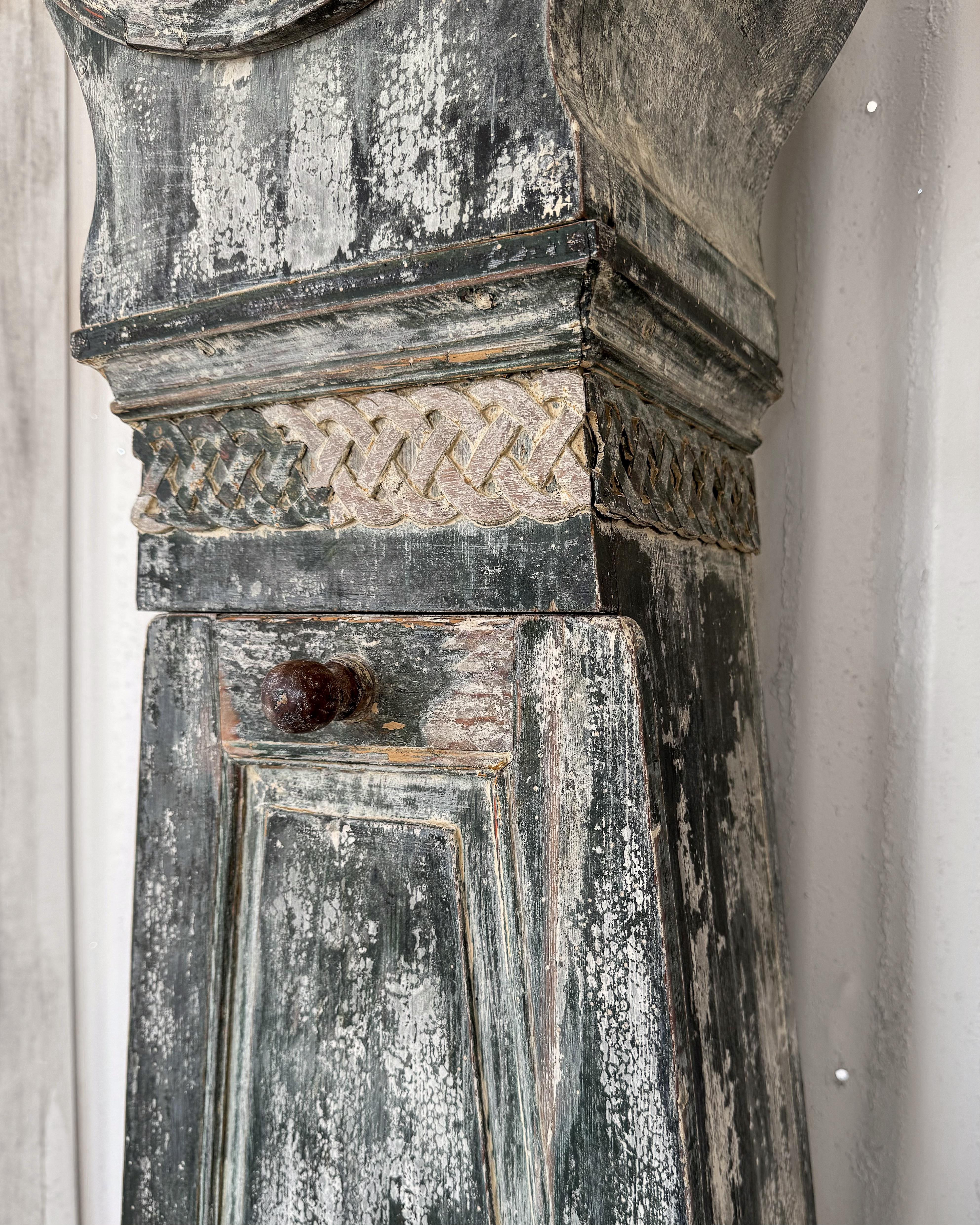 18th Century Swedish Gustavian Tall Case Closk For Sale 4