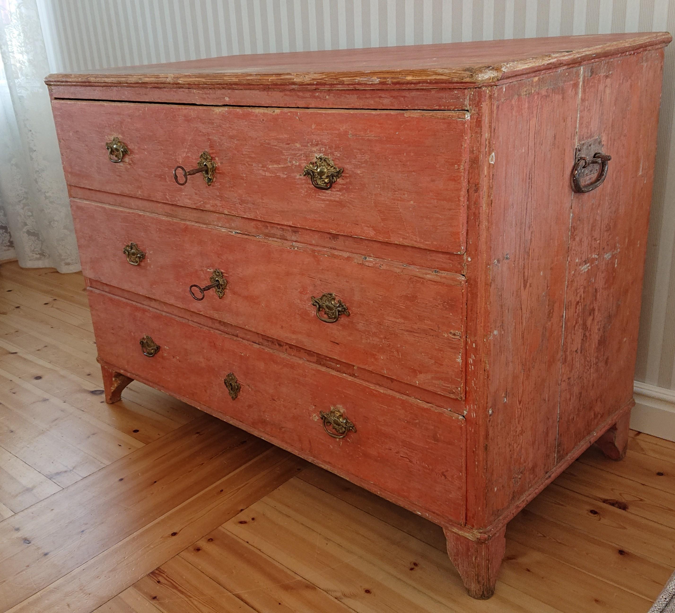18th Century Swedish Late Baroque Chest of Drawers with Originalpaint For Sale 8