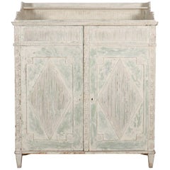Armoire à linge suédoise du 18e siècle