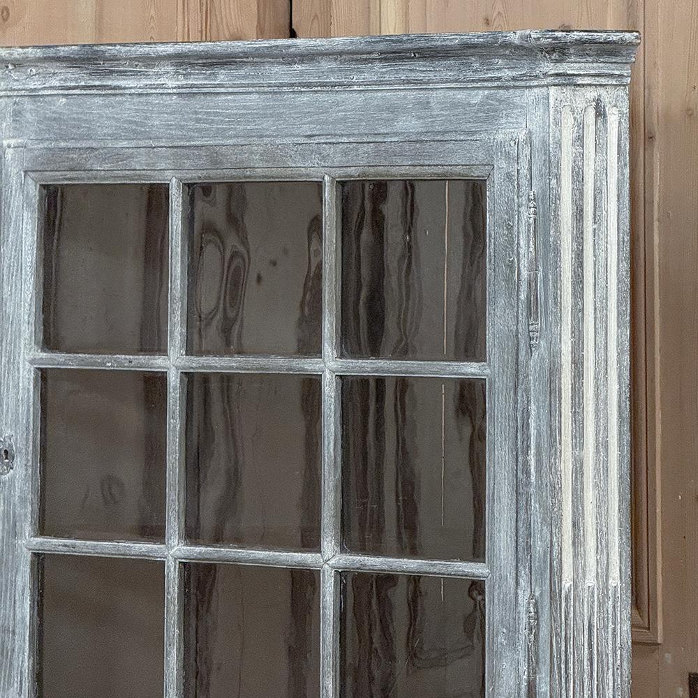 18th Century Swedish Neoclassical Painted Corner Vitrine ~ Curio Cabinet For Sale 2