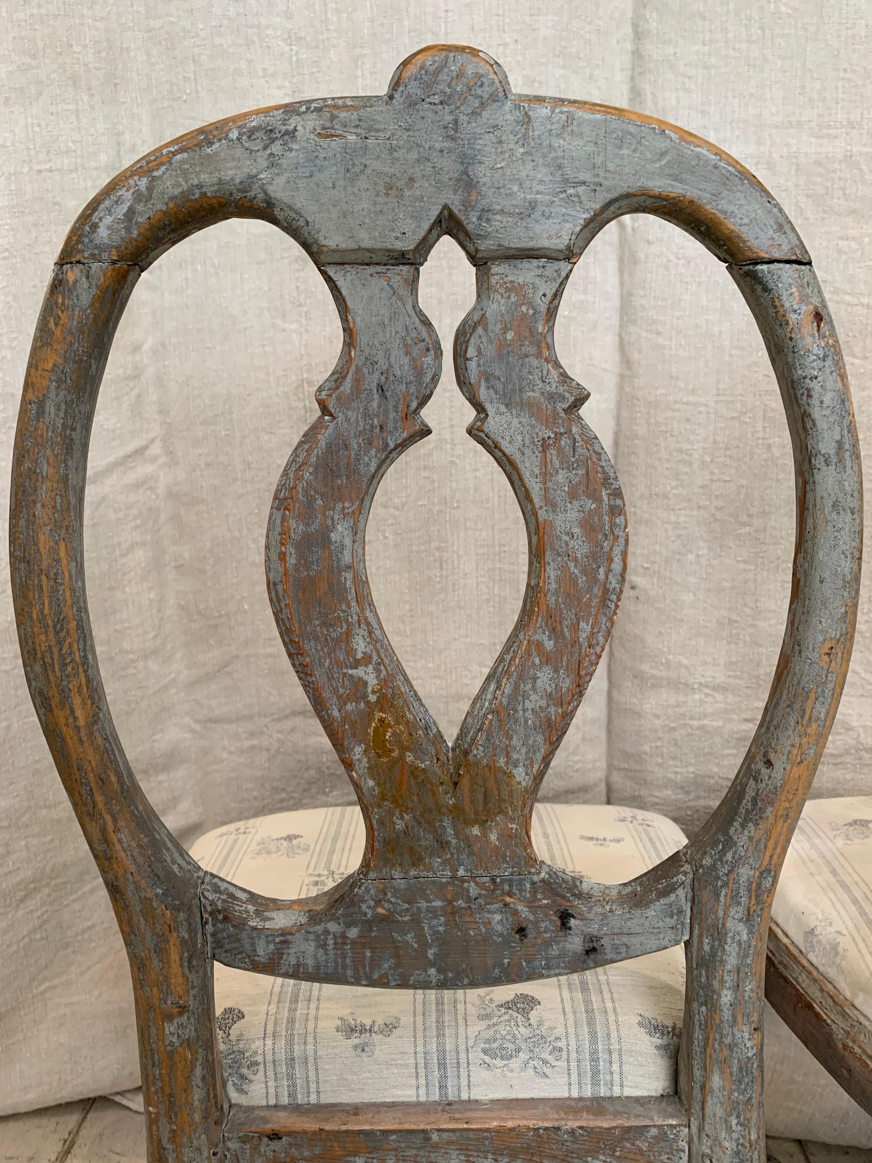 18th Century and Earlier 18th century Swedish original painted pair of Gustavian chairs For Sale
