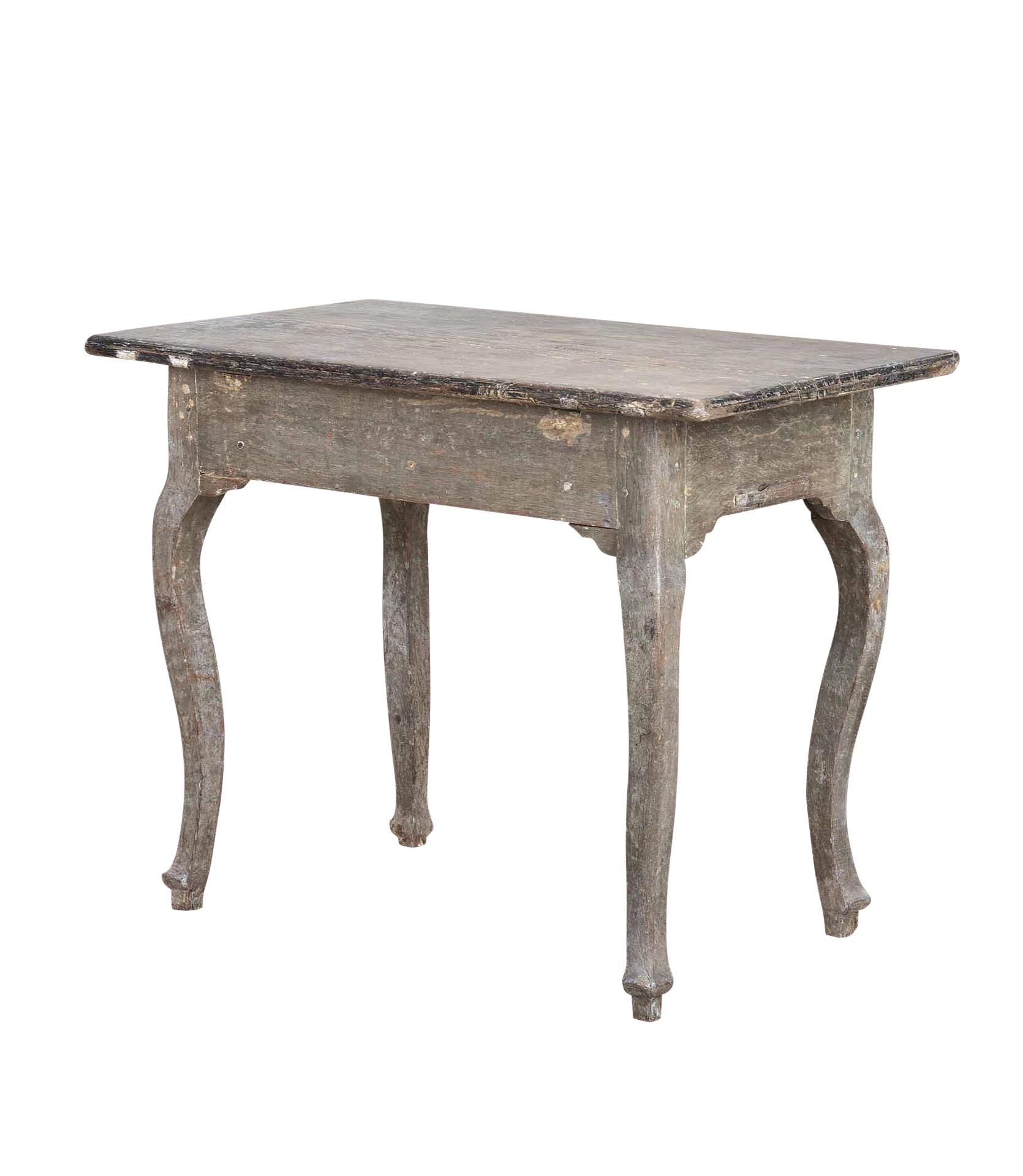 Mesa de juegos rococó de época pintada original sueca del siglo XVIII Sueco en venta