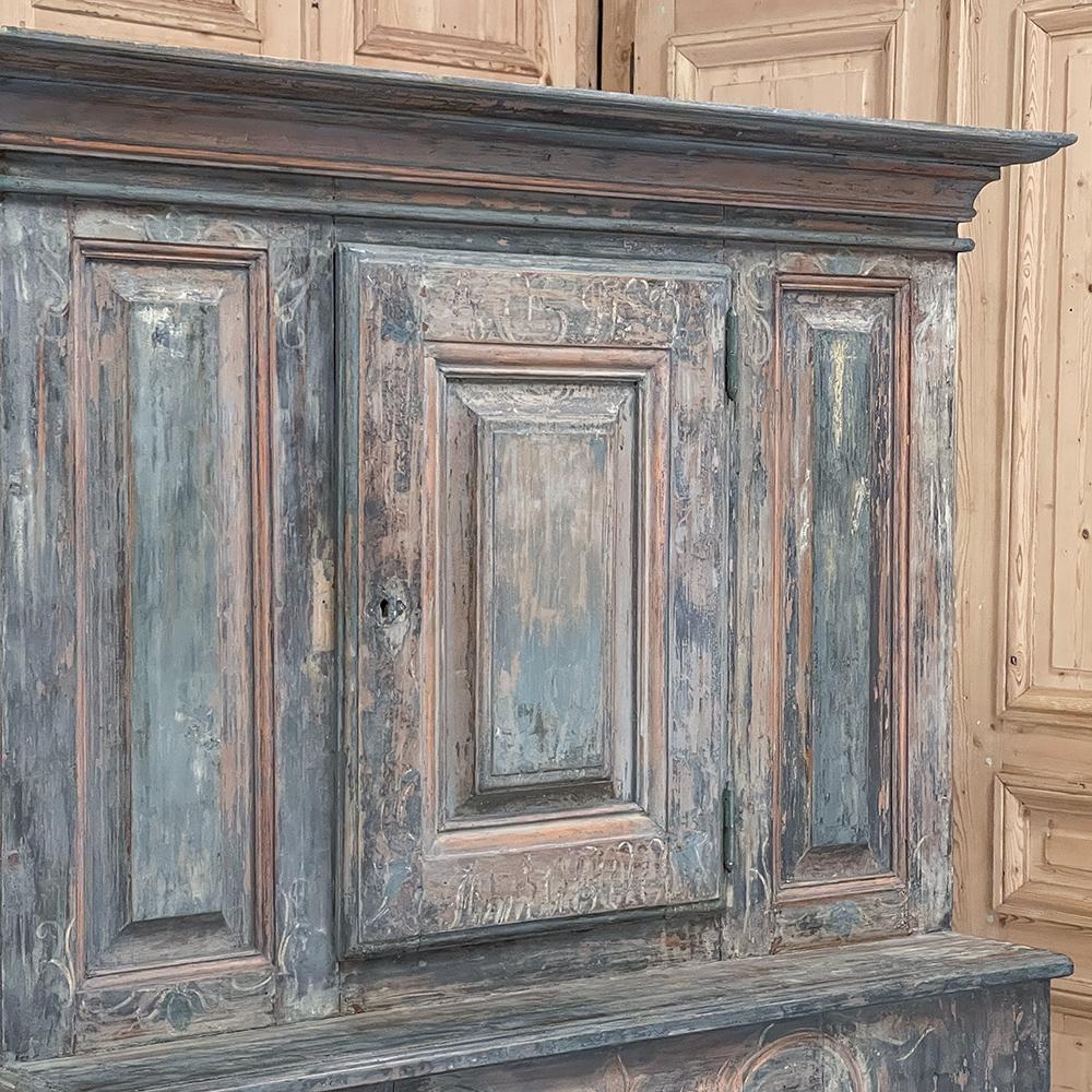 18th Century Swedish Painted Pine Two-Tiered Cabinet For Sale 10