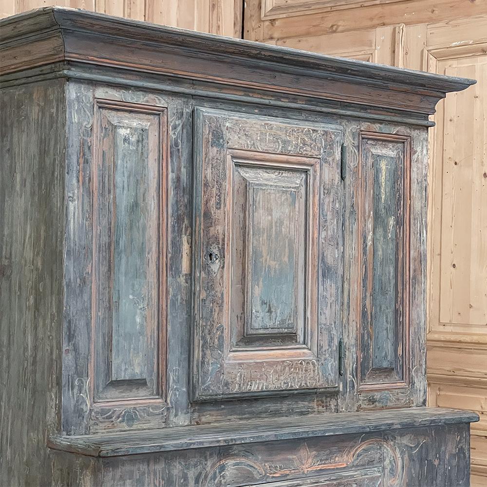 18th Century Swedish Painted Pine Two-Tiered Cabinet For Sale 11