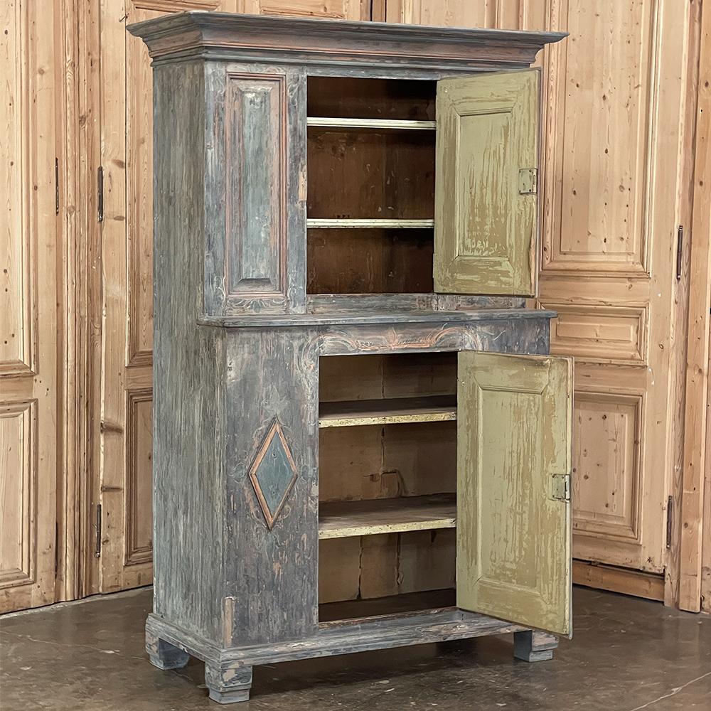 18th Century Swedish Painted Pine Two-Tiered Cabinet For Sale 1