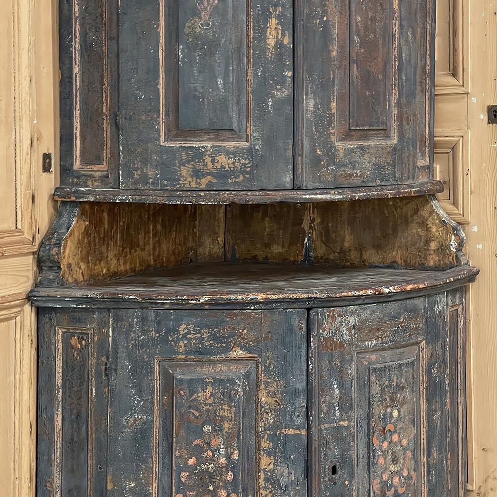 18th Century Swedish Painted Two-Tiered Corner Cabinet For Sale 5