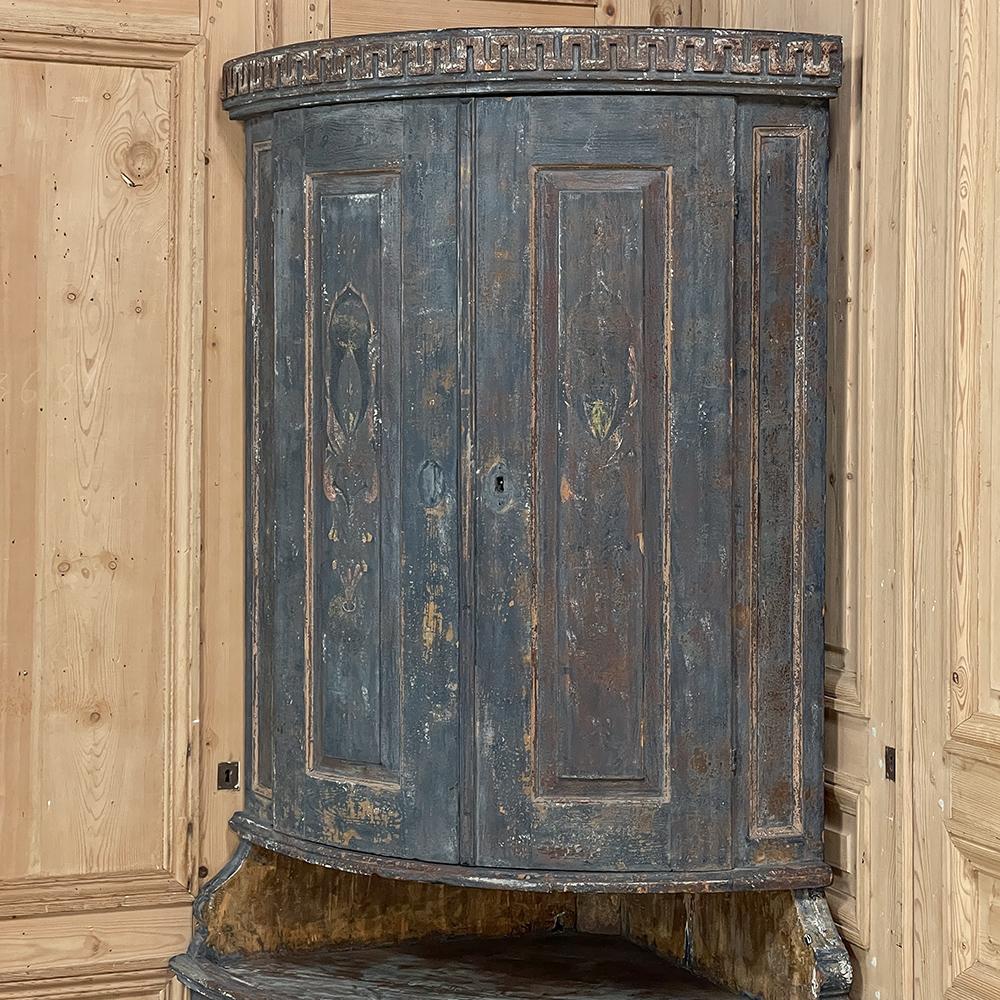 18th Century Swedish Painted Two-Tiered Corner Cabinet For Sale 7