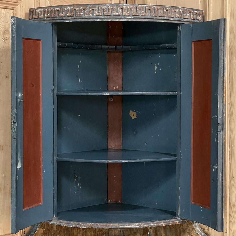 18th Century Swedish Painted Two-Tiered Corner Cabinet For Sale 2
