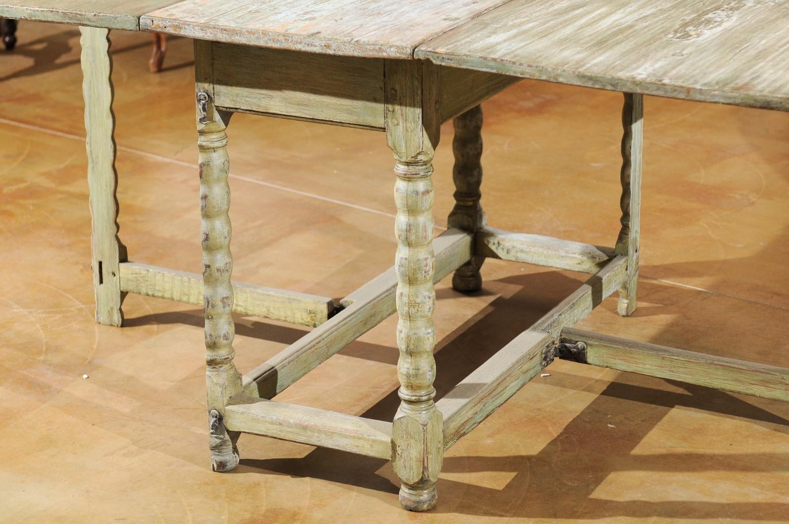 18th Century Swedish Painted Wood Gateleg Drop-Leaf Table with Bobbin Legs In Good Condition In Atlanta, GA