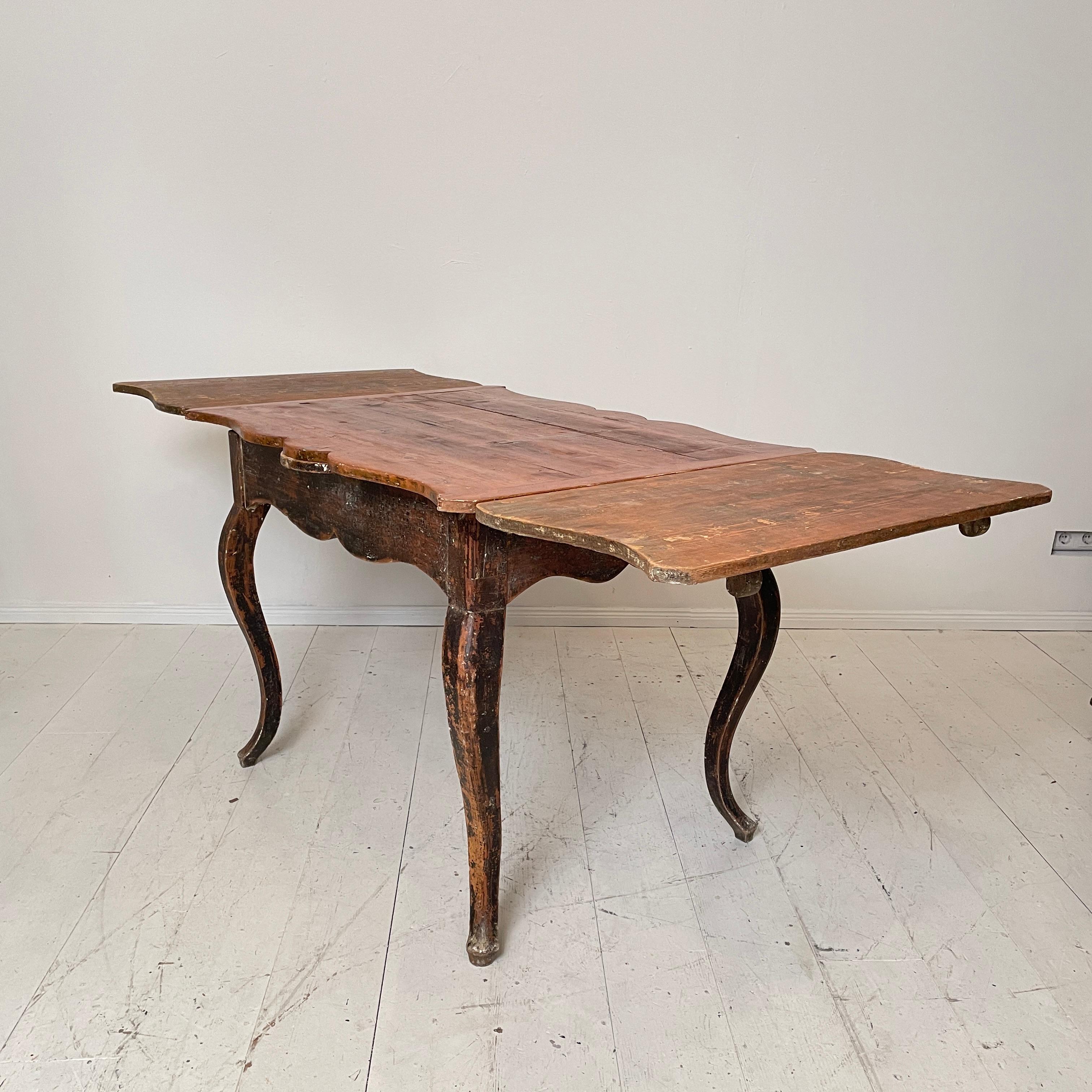 18th Century Swedish Period Baroque Brown Red Extendable Dining Table, 1780 12