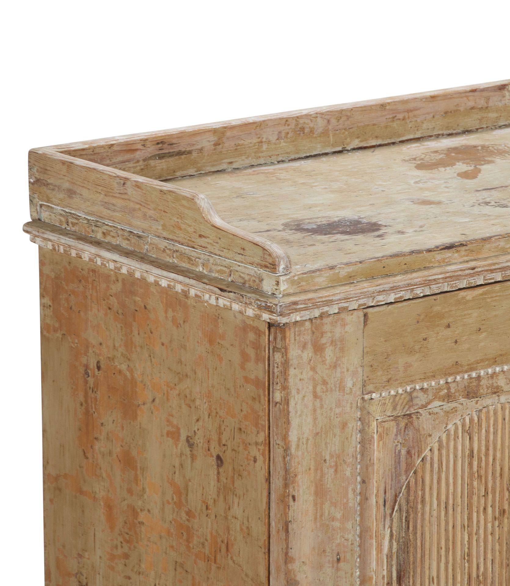 18th Century Swedish Period Buffet Scraped to Original Paint For Sale 2