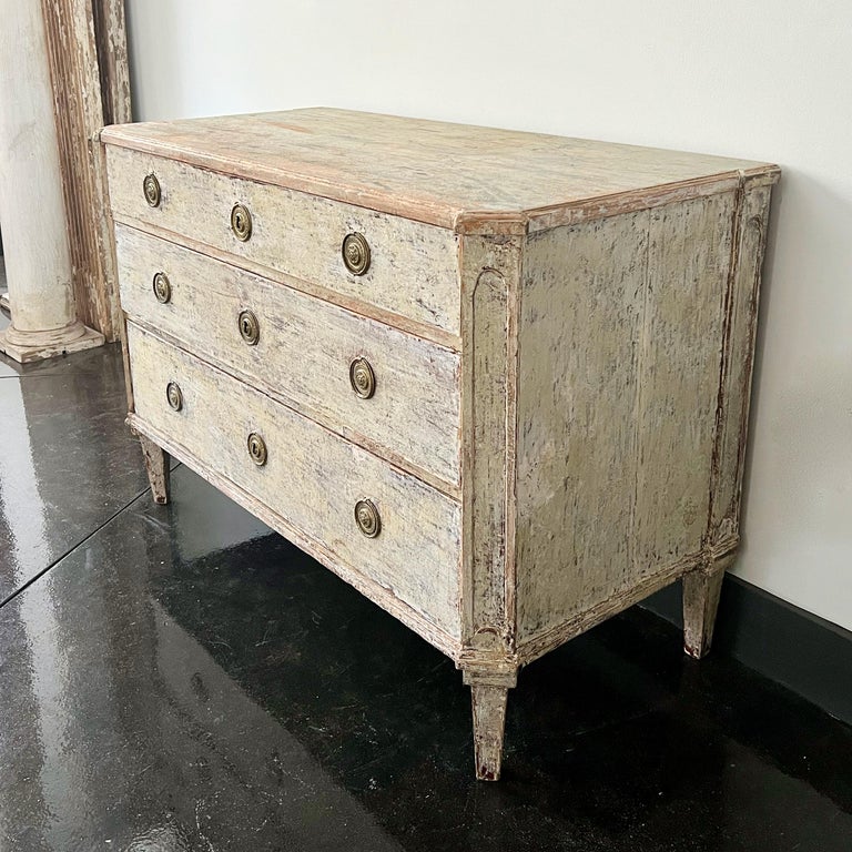 Hand-Carved 18th Century Swedish Period Gustavian Chest of Drawers