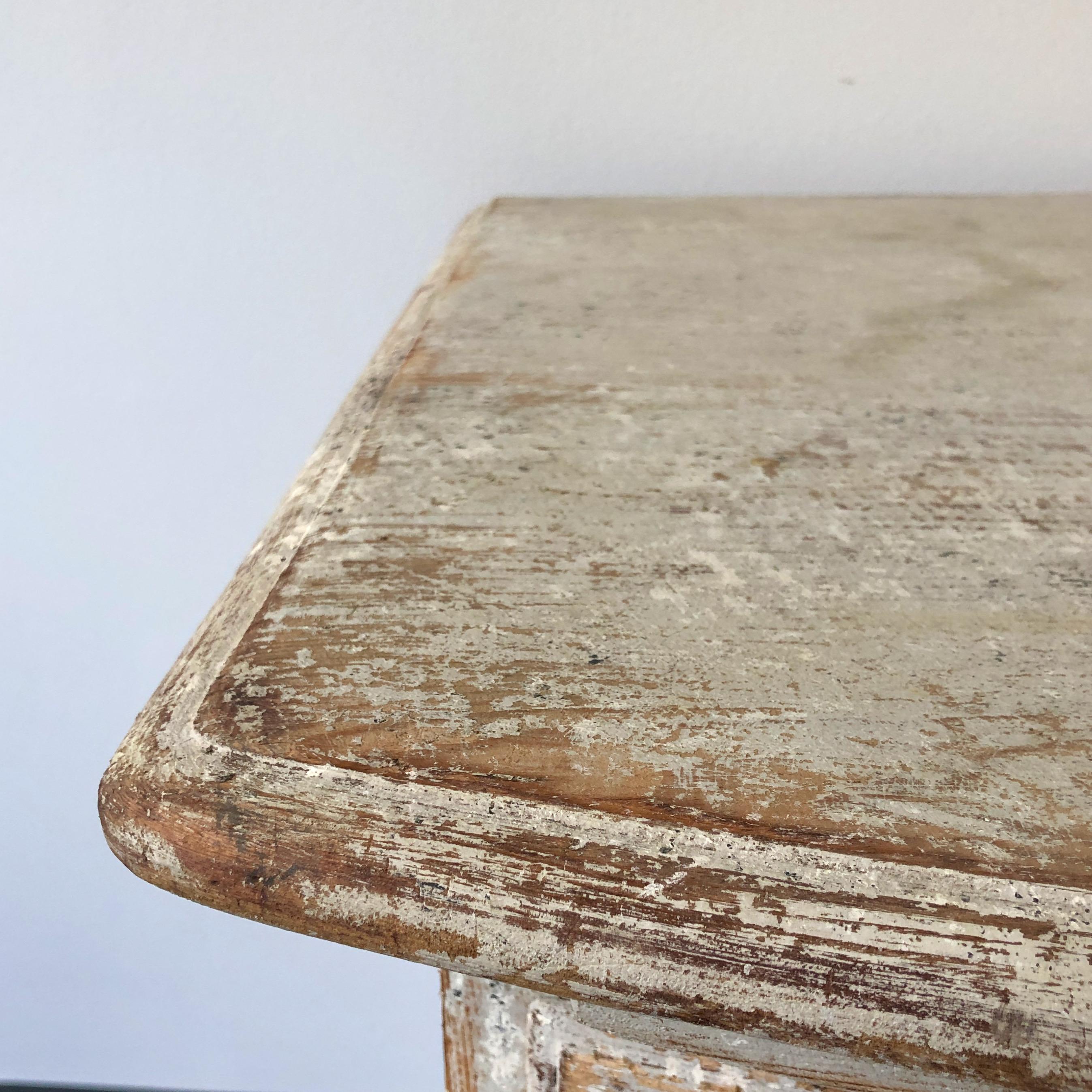 18th Century Swedish Period Rococo Chest of Drawers 1