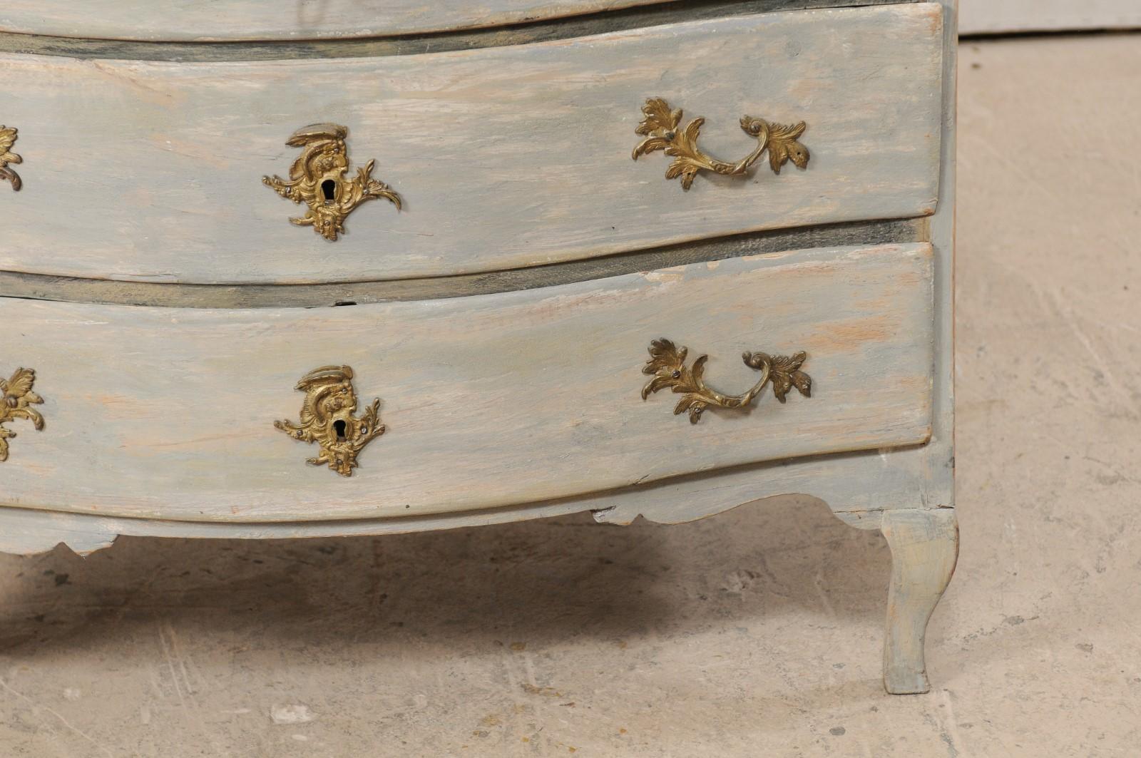 An 18th Century Swedish Period Rococo Chest of Drawers with Serpentine Body 1