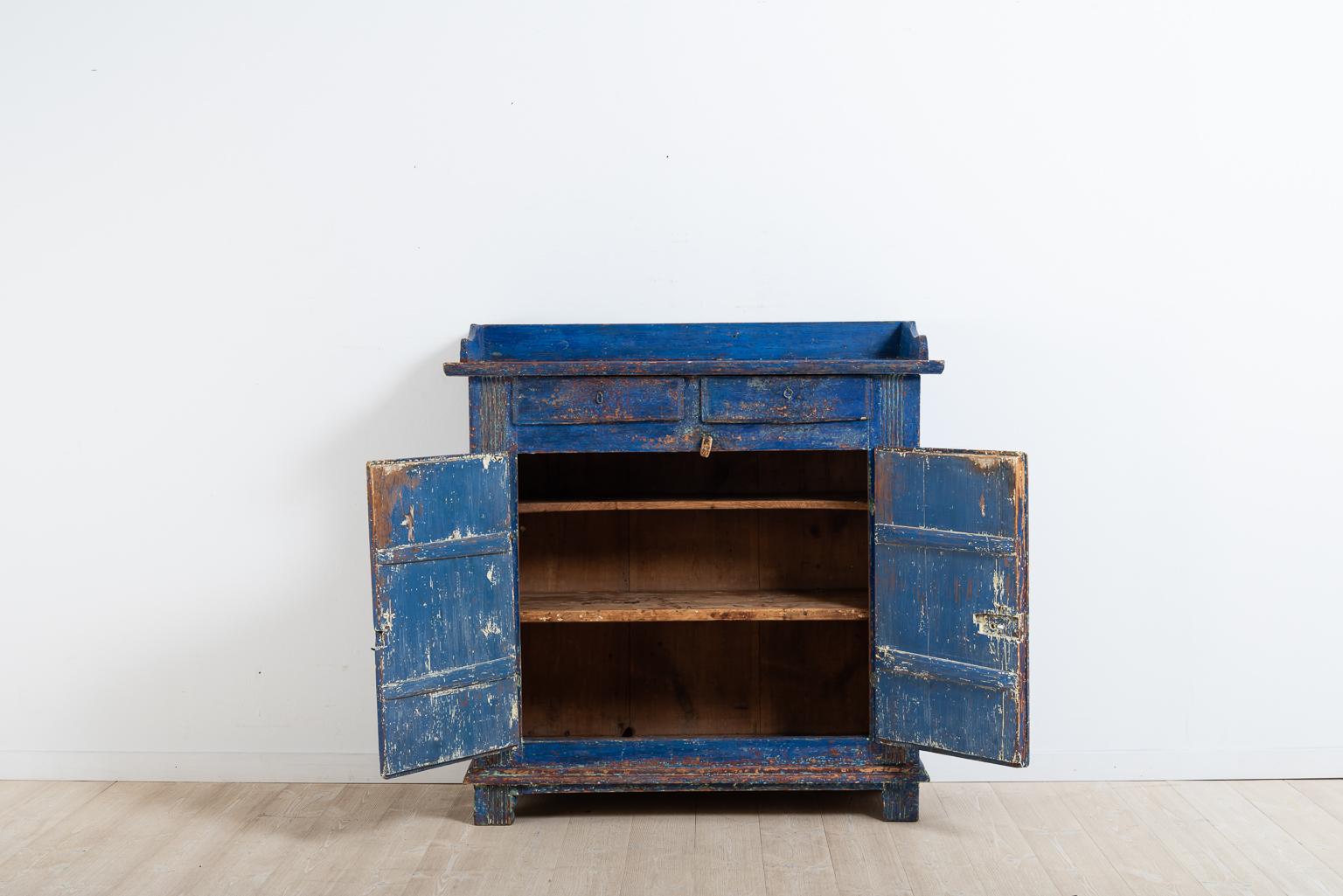 18th Century Swedish Provincial Gustavian Sideboard 2