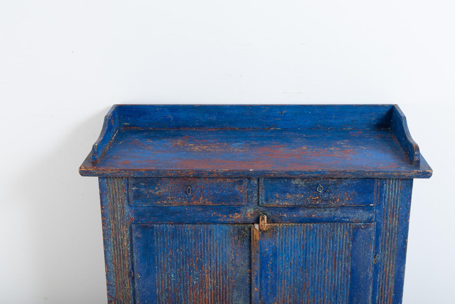 18th Century Swedish Provincial Gustavian Sideboard 3