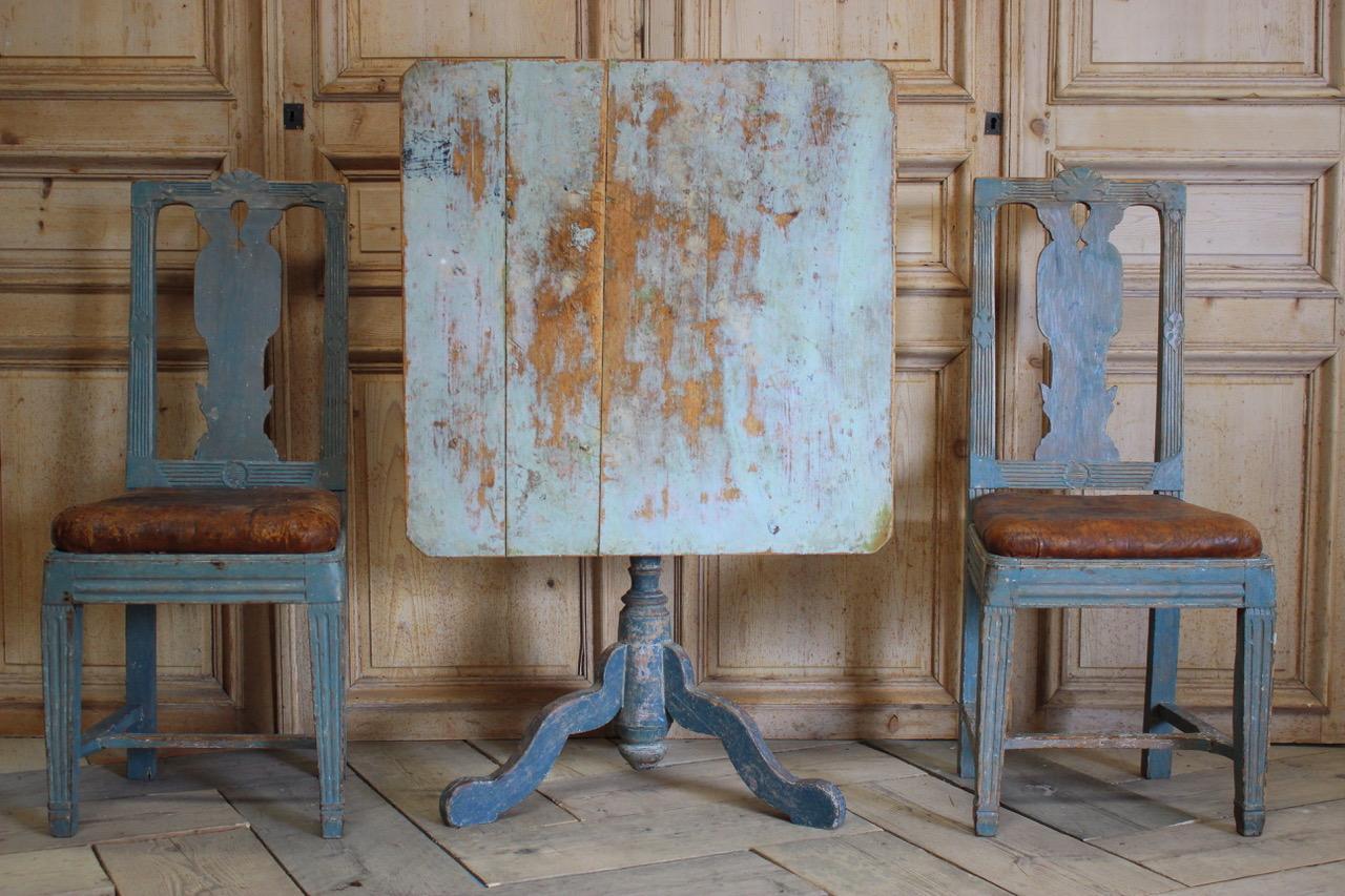 Painted 18th Century Swedish Provincial Rococo Tilt-Top Table For Sale